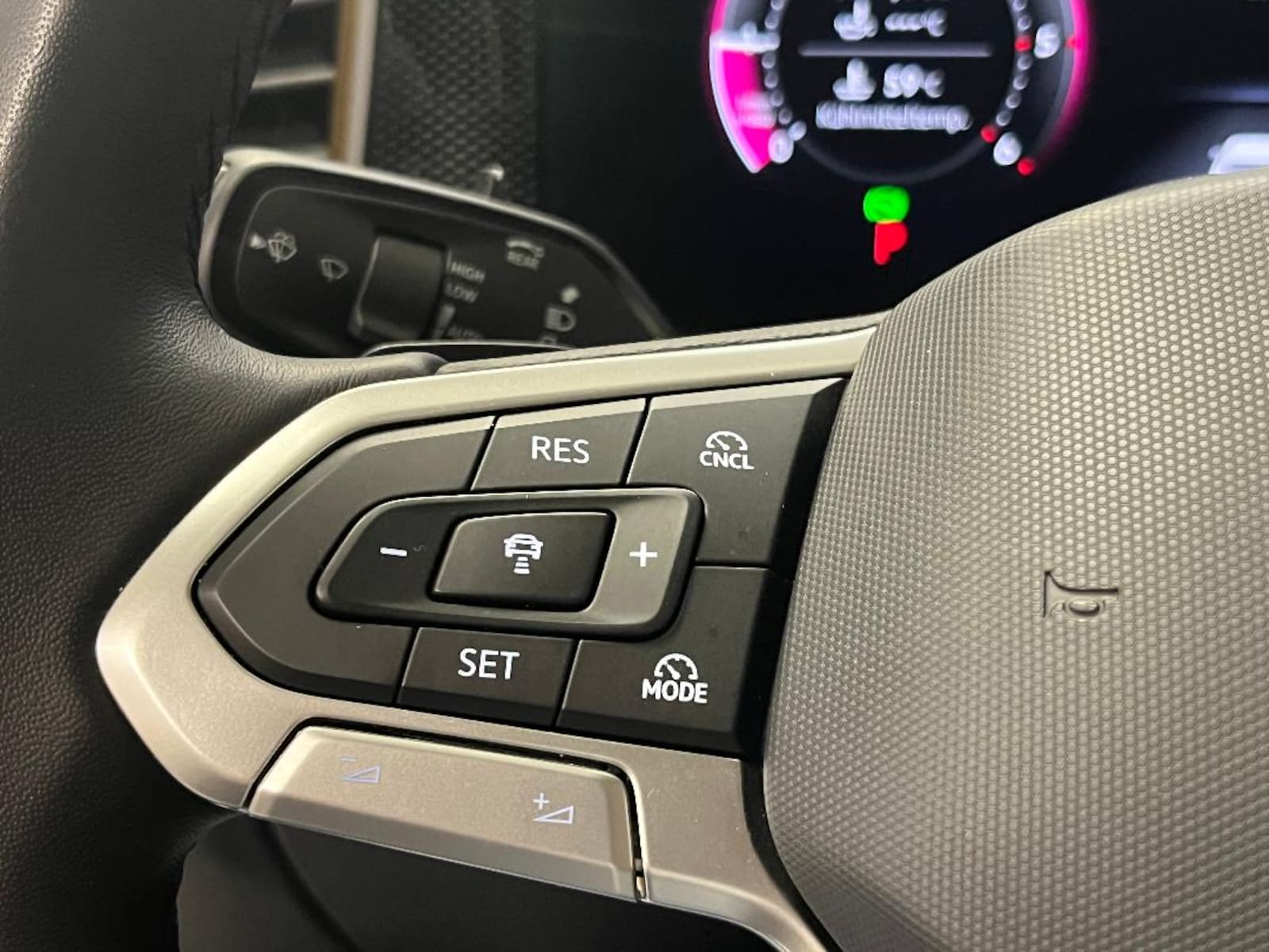 Volkswagen Passat – Bild 14