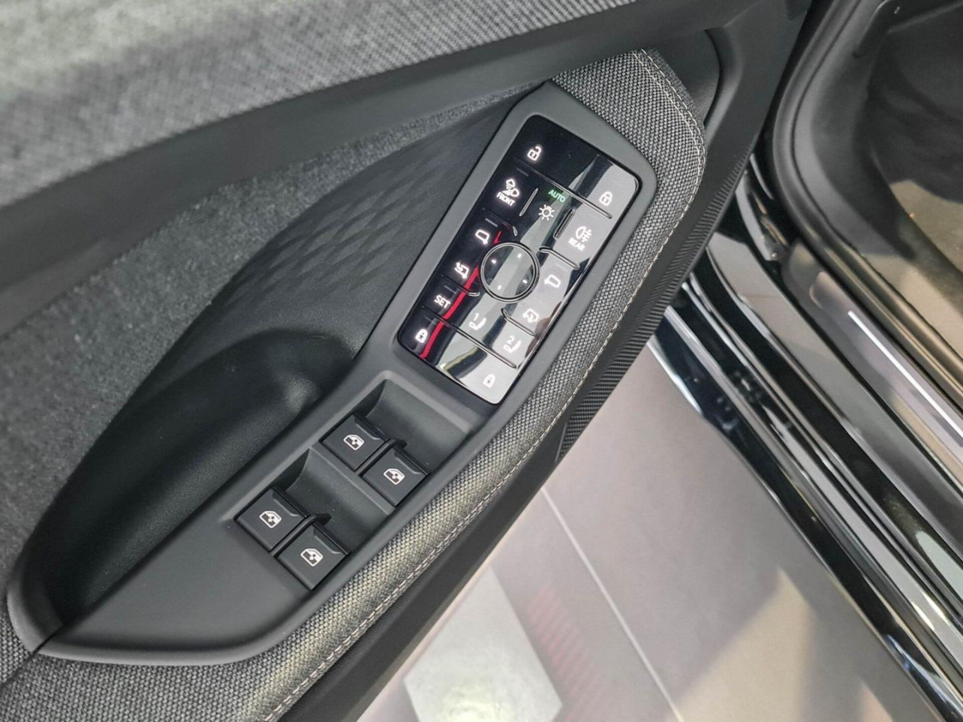 Audi A6 Limousine e-hybrid edition one