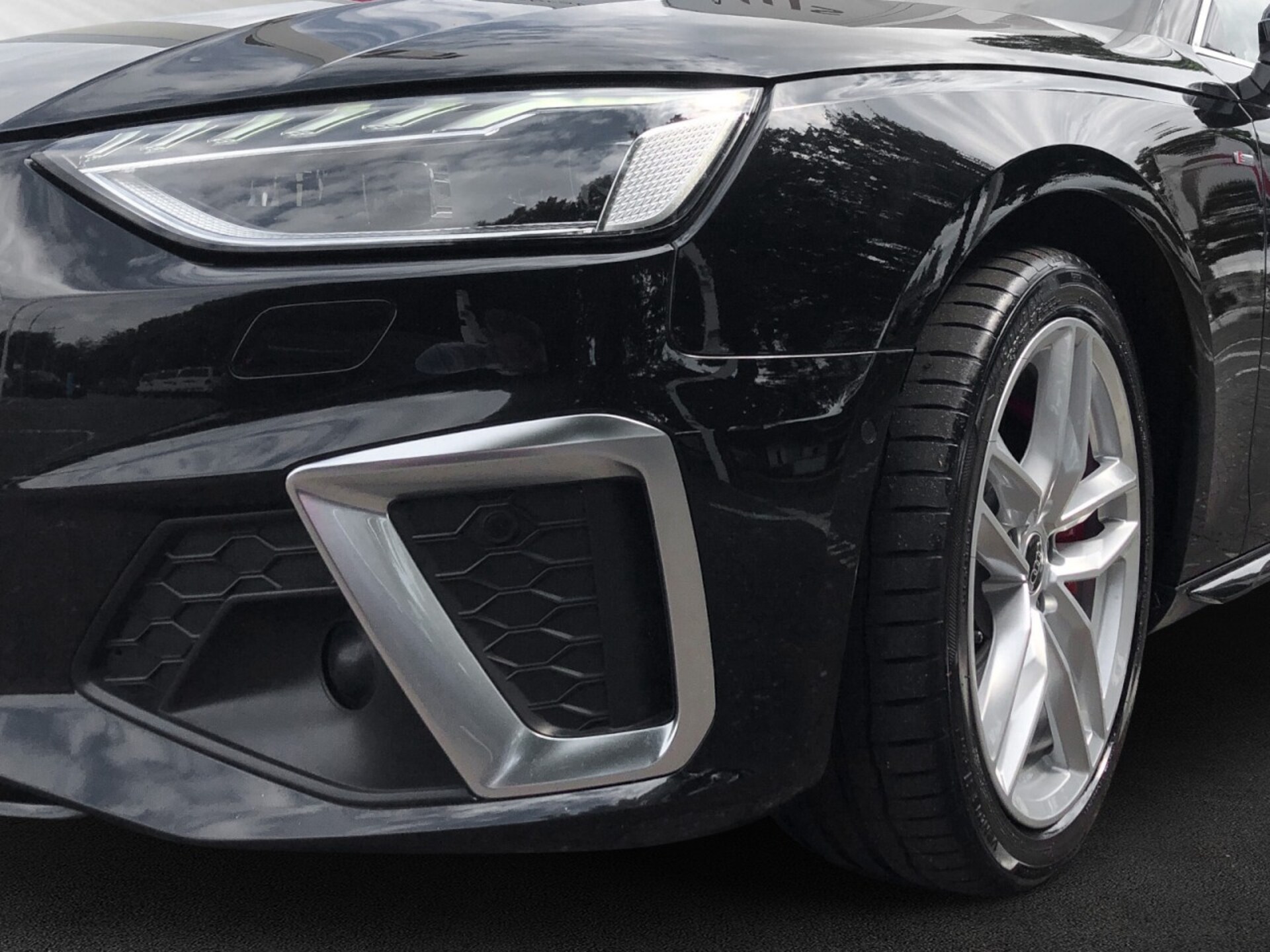 Audi A4 Avant S line