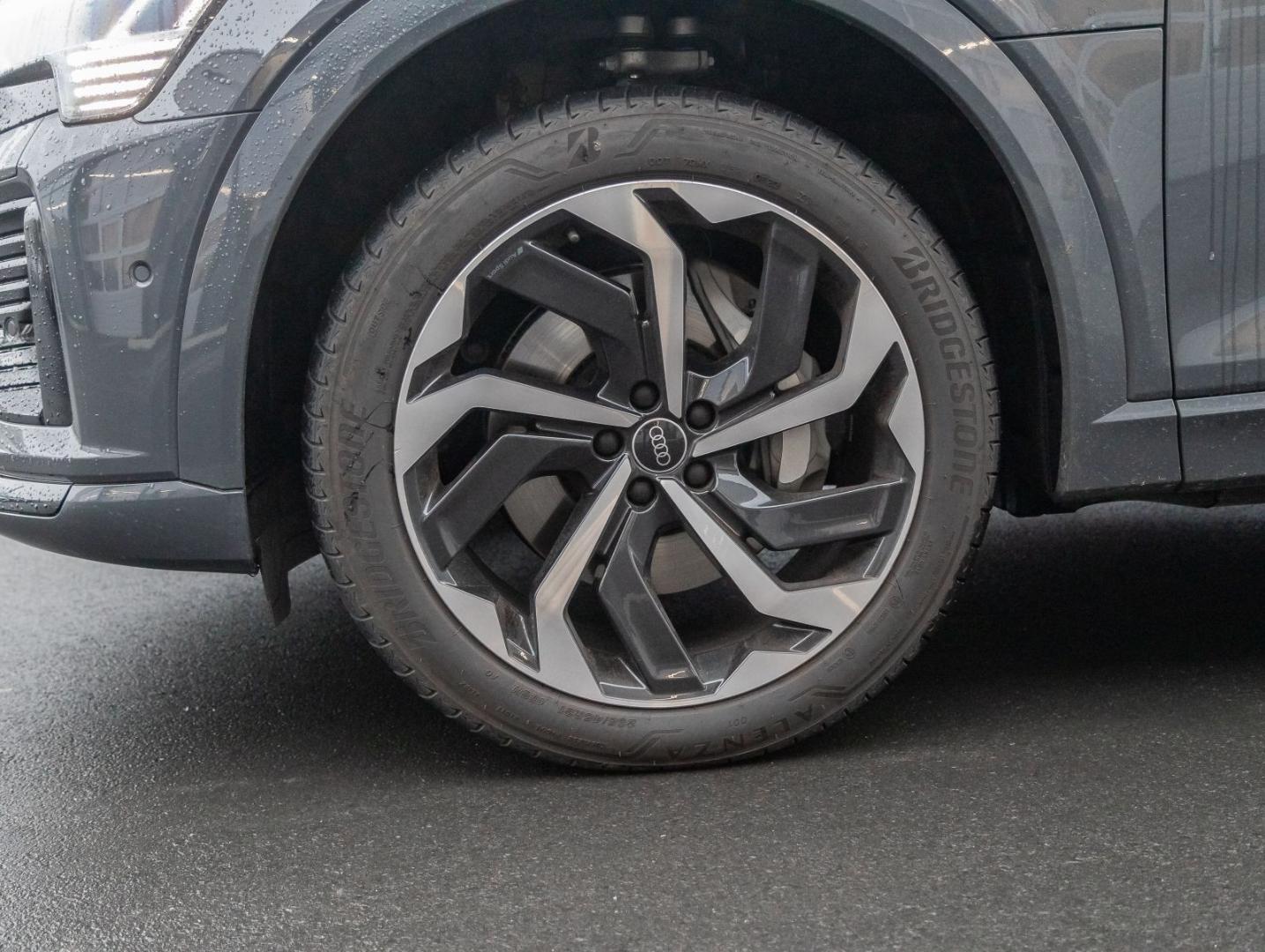 Image about Audi Q8 e-tron S line 50 e-tron quattro