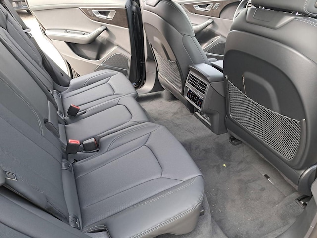 2026 Audi Q8 Prestige - Photo 11