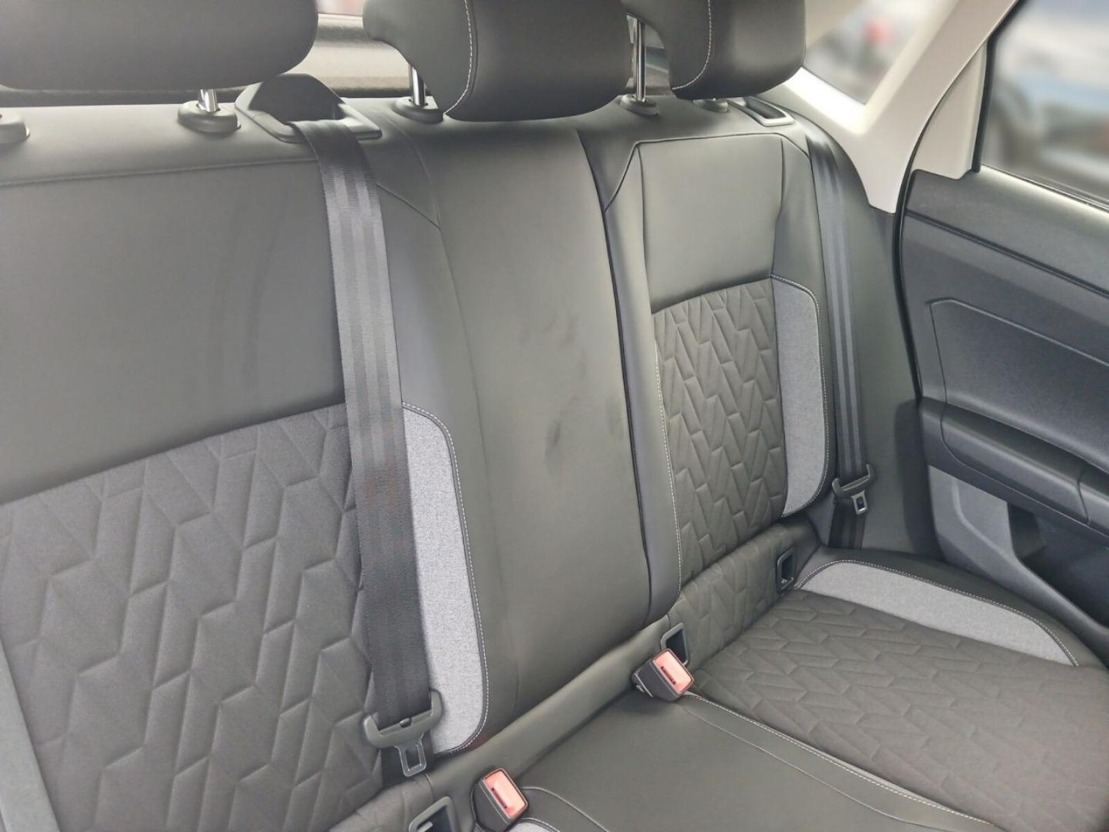 Volkswagen Polo – Bild 9