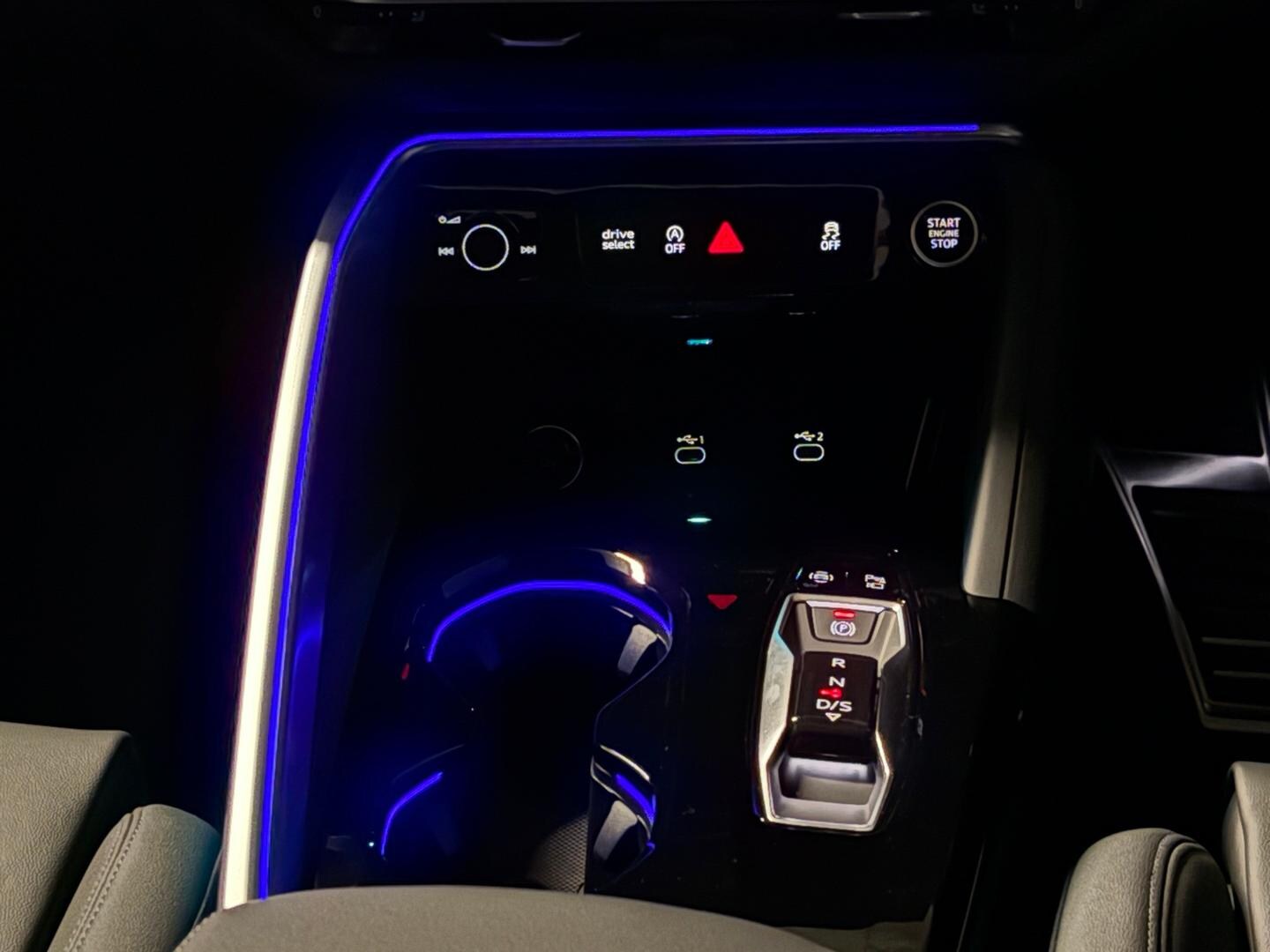 Image about Audi Q5 SUV Q5 sport TFSI quattro S tronic