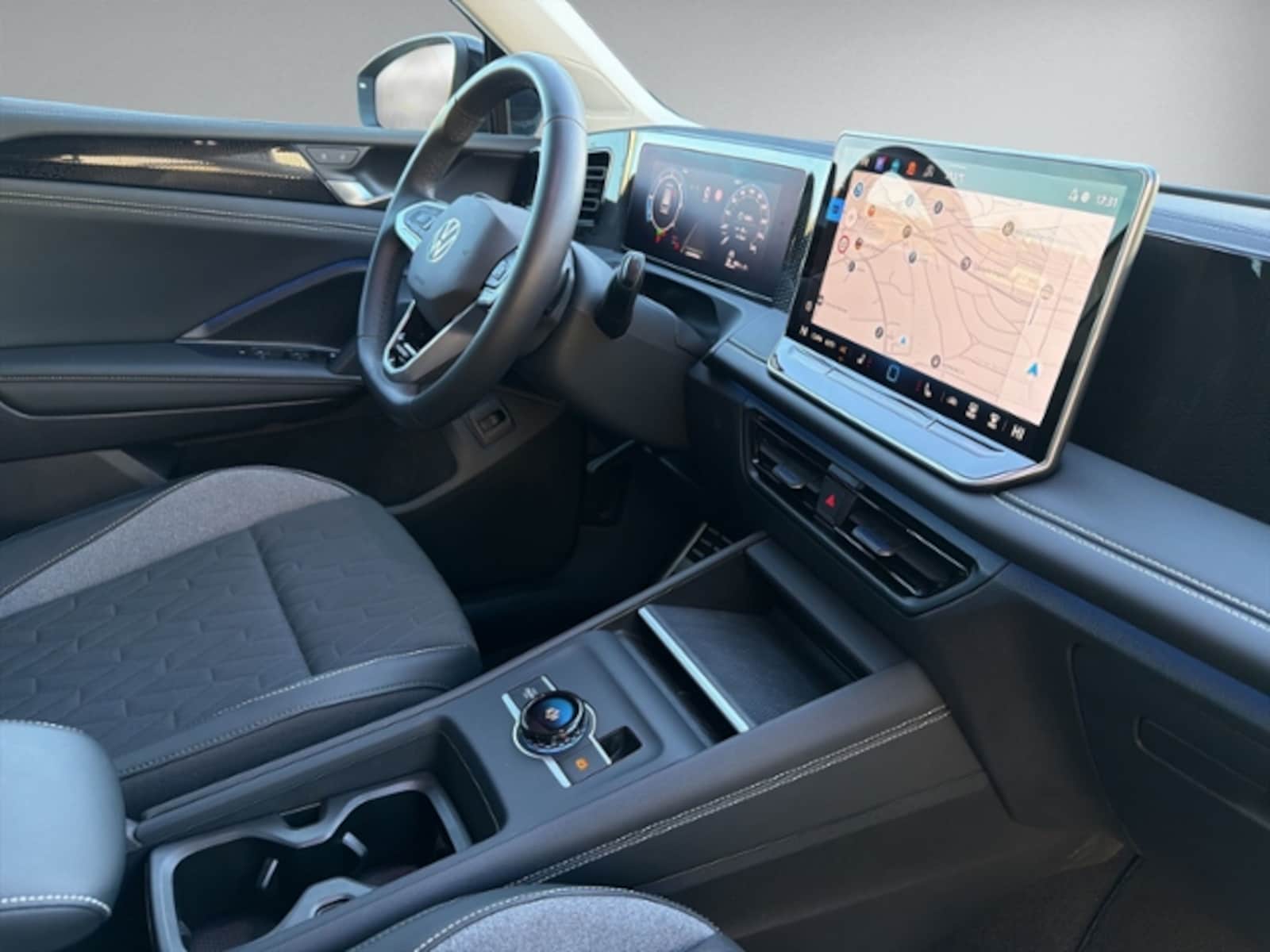 Volkswagen Tiguan – Bild 15