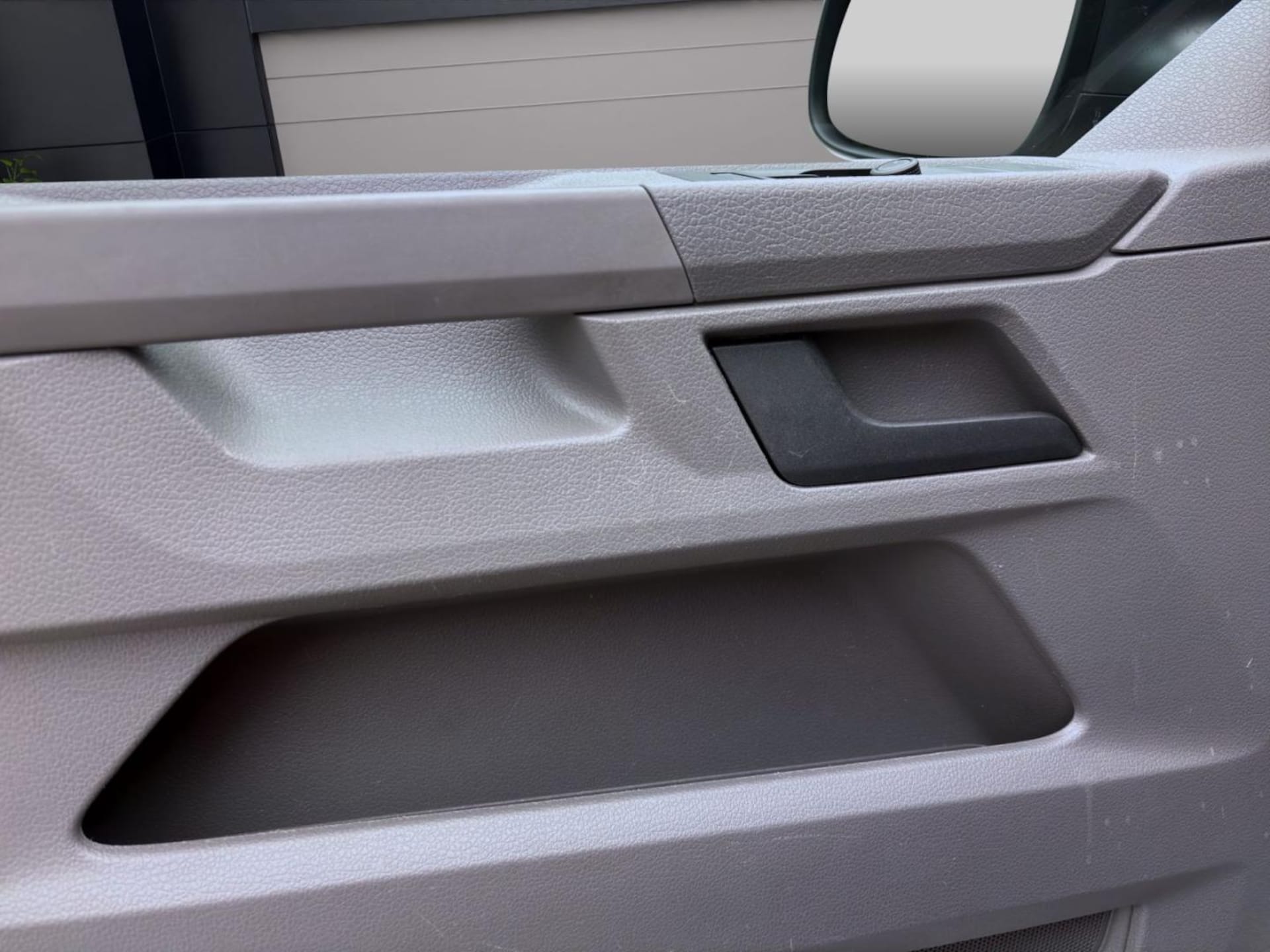 Volkswagen T6.1 Transporter Kombi kurzer Radstand