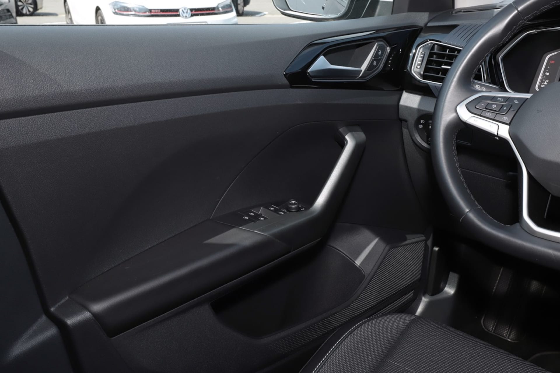 Volkswagen T-Cross Style
