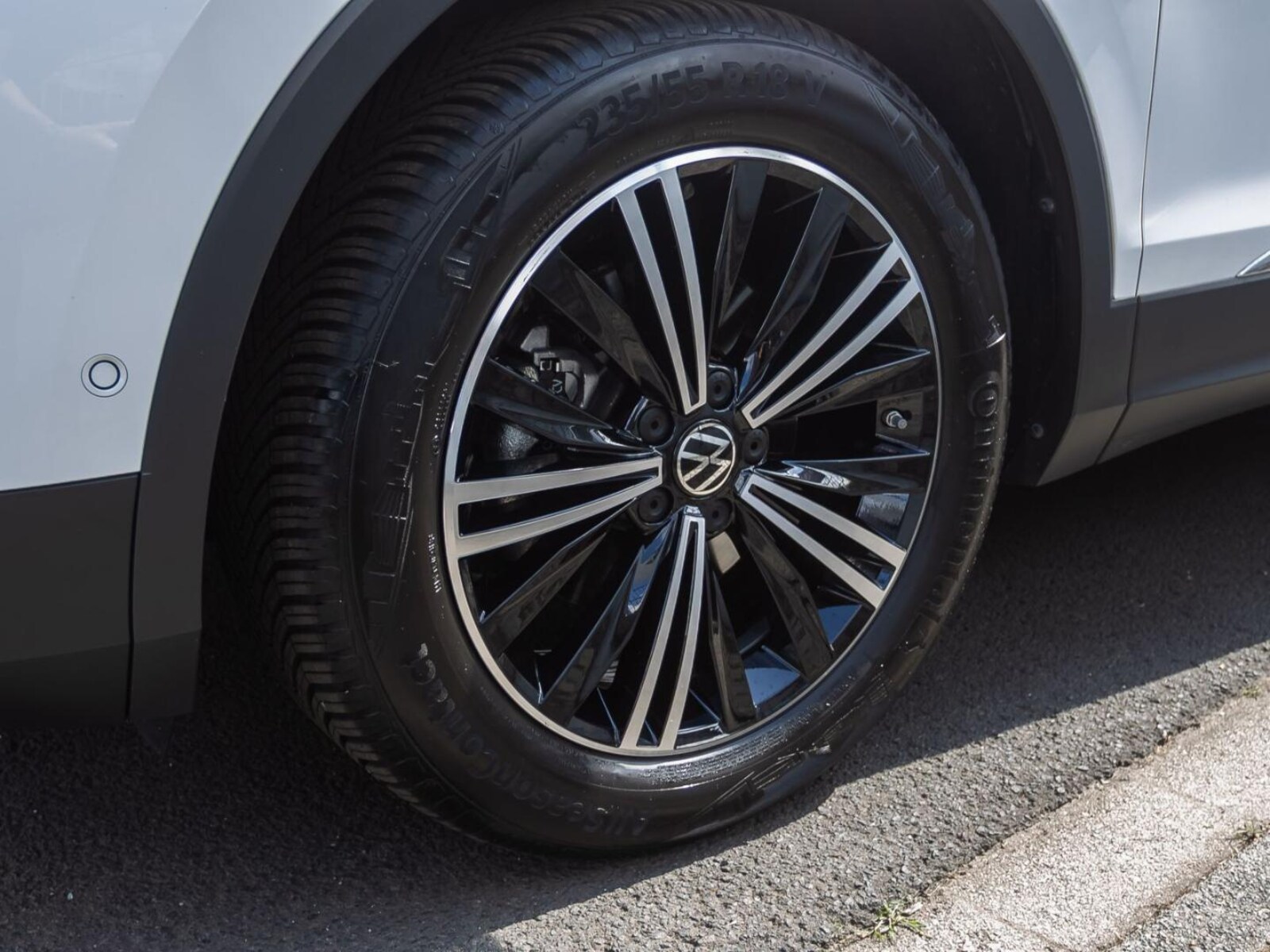 Volkswagen Tiguan – Bild 10