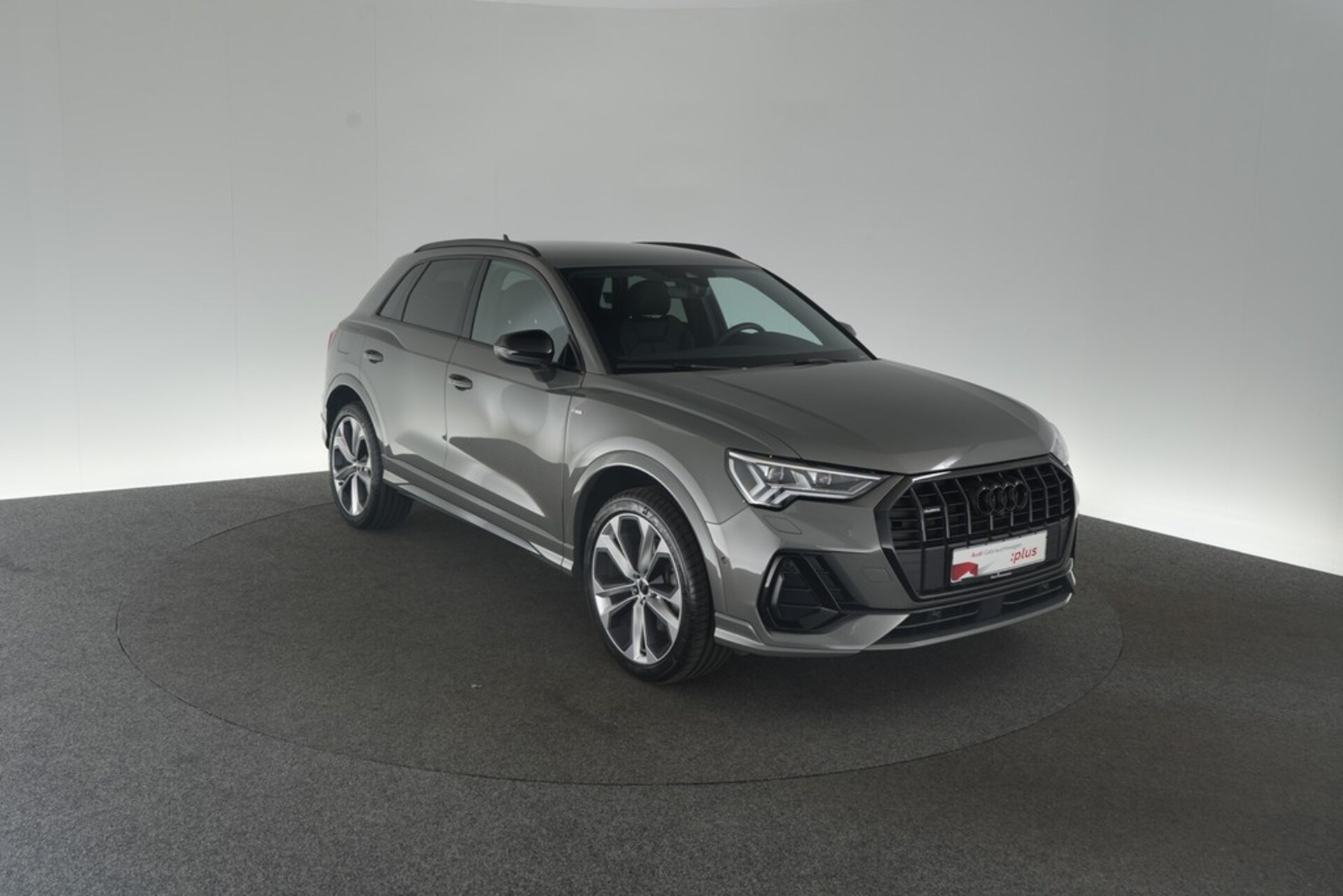 Audi Q3 SUV S line