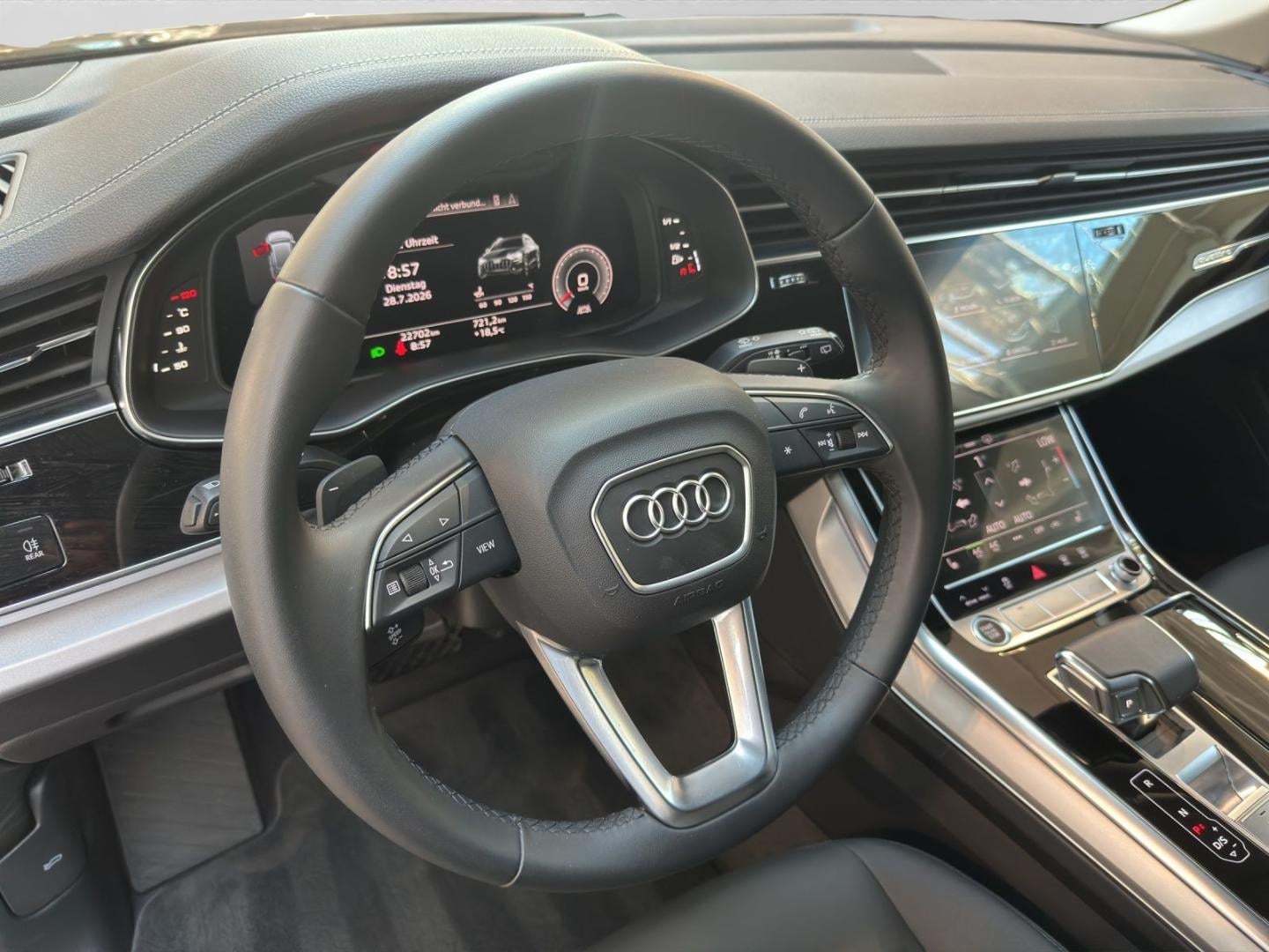 Bild über Audi Q8 50 TDI quattro tiptronic - für weitere Informationen kontaktieren Sie den Audi Partner