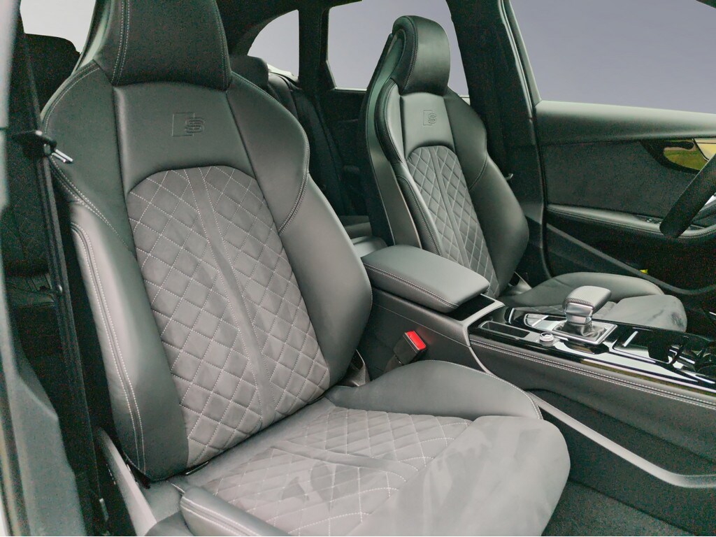 Image about Audi A4 Avant S line 40 TDI quattro S tronic