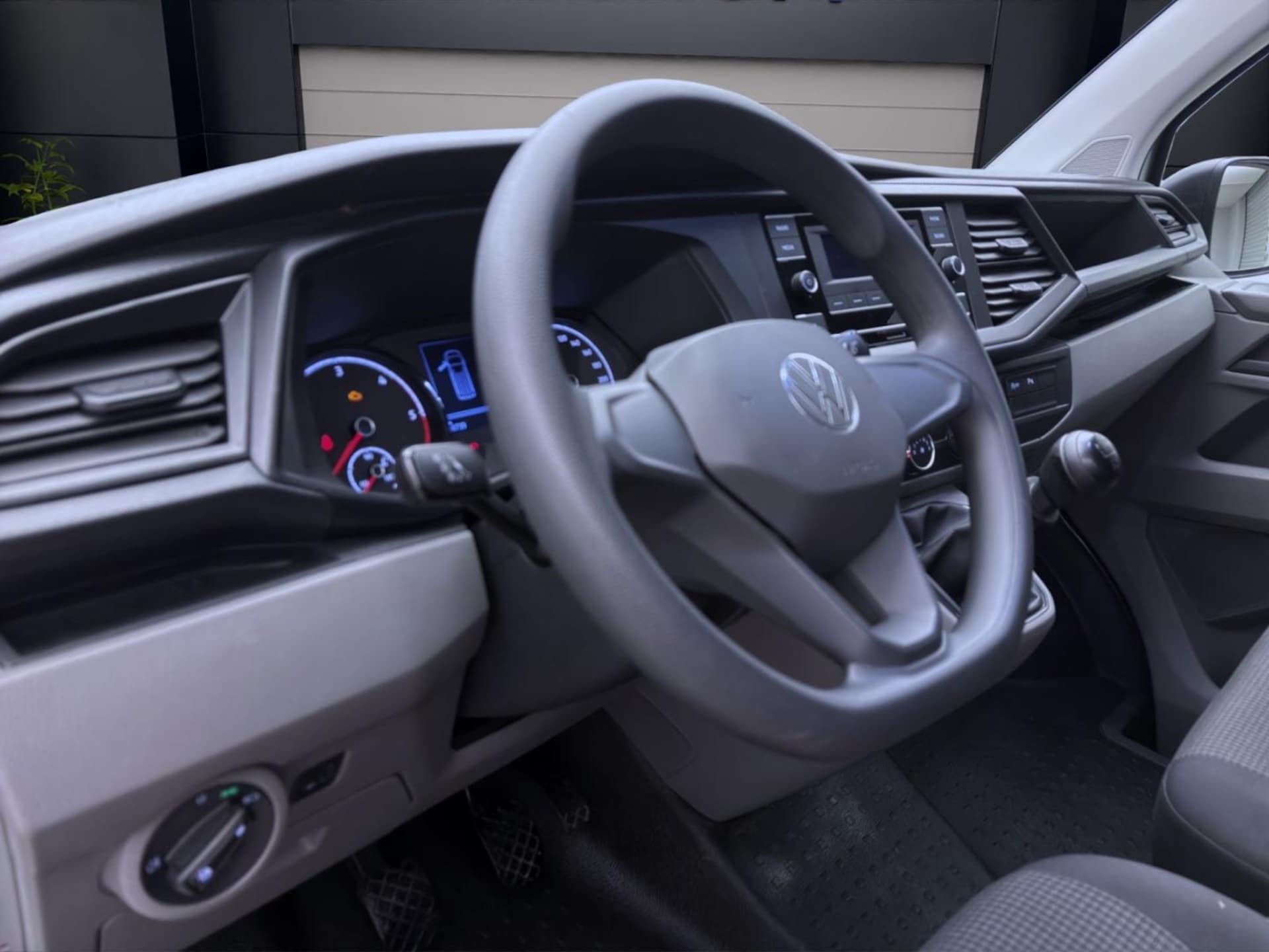Volkswagen T6.1 Transporter Kombi kurzer Radstand