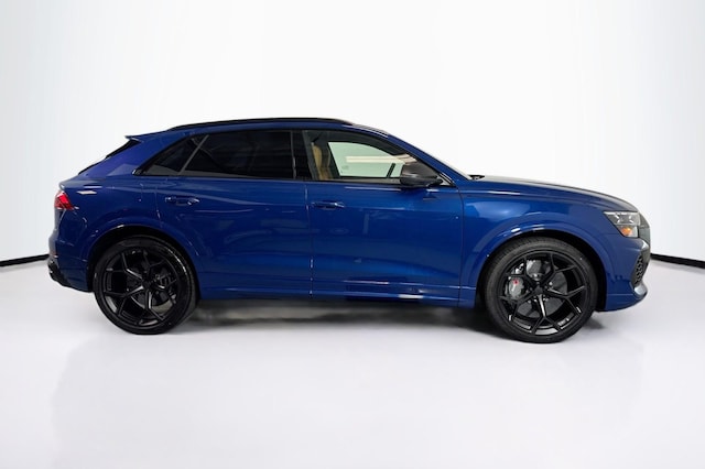 2026 Audi RS Q8 SUV performance