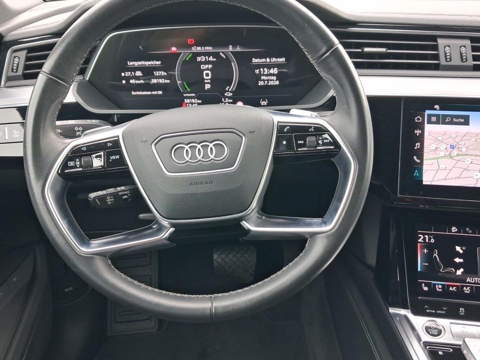 Audi Q8 Sportback e-tron Advanced