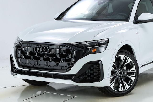 2026 Audi Q8