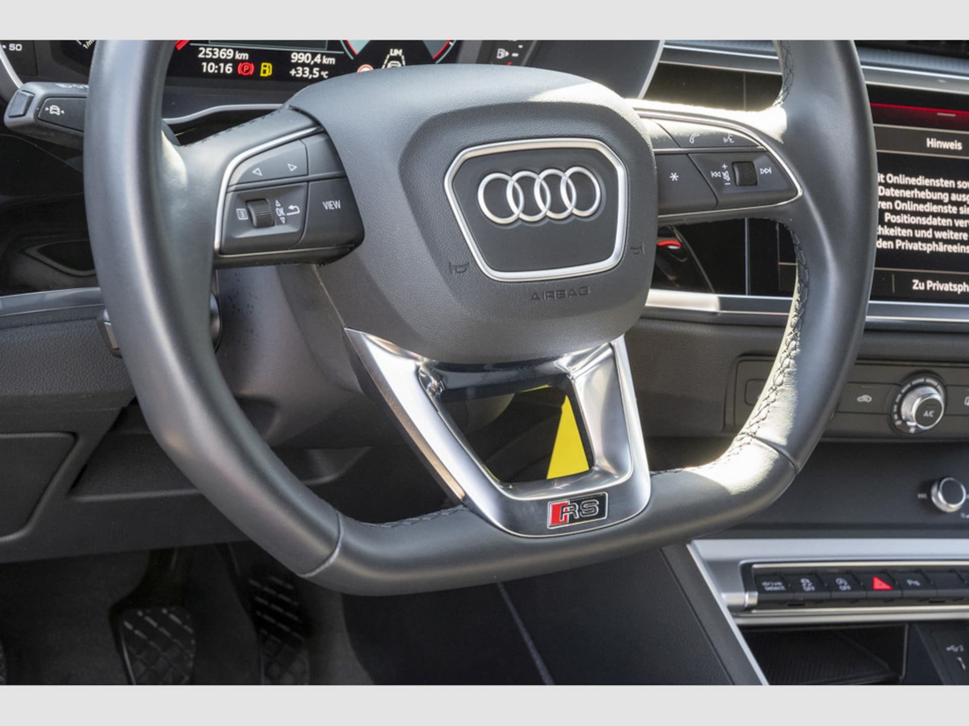 Audi Q3 Sportback S line