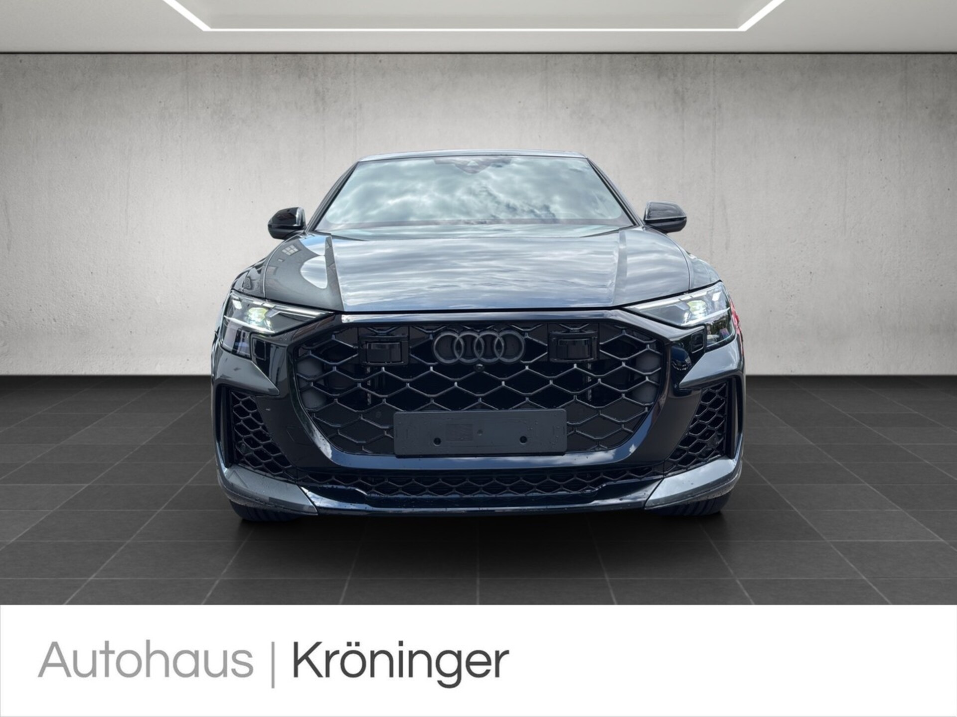 Audi RS Q8 SUV performance