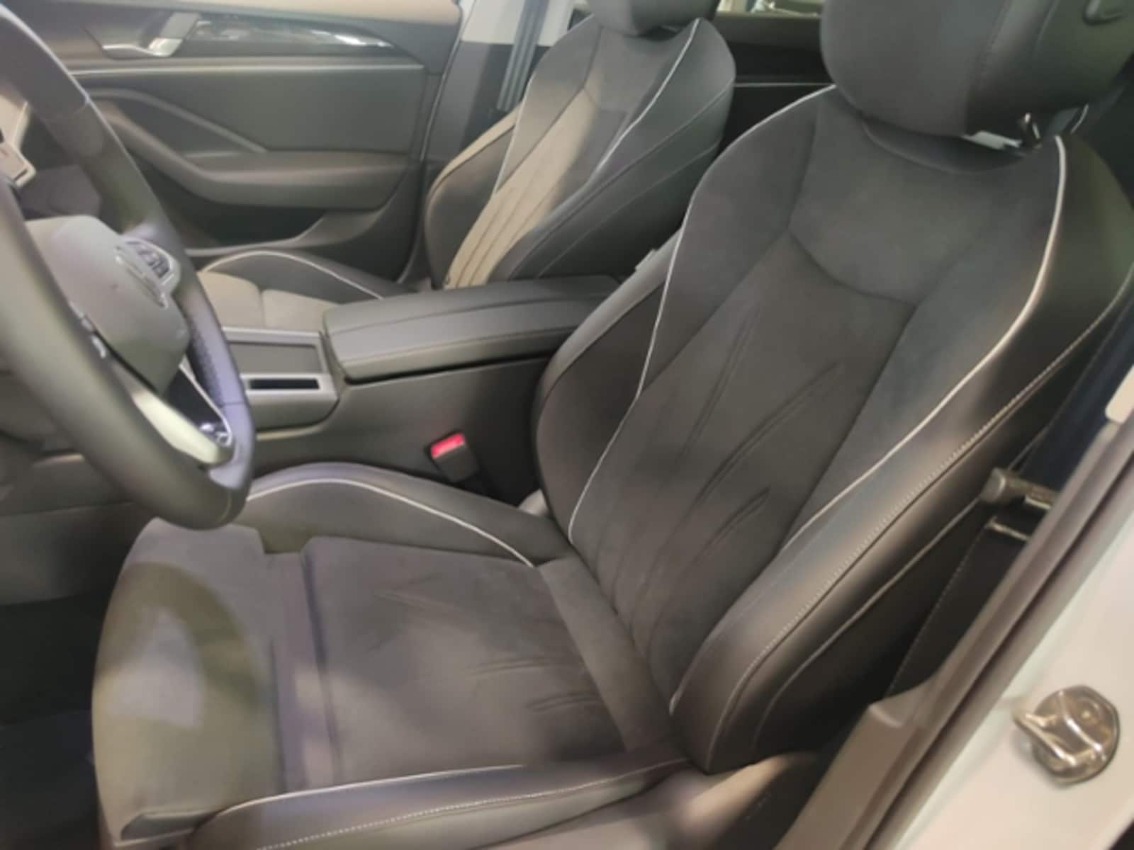 Volkswagen Passat – Bild 12