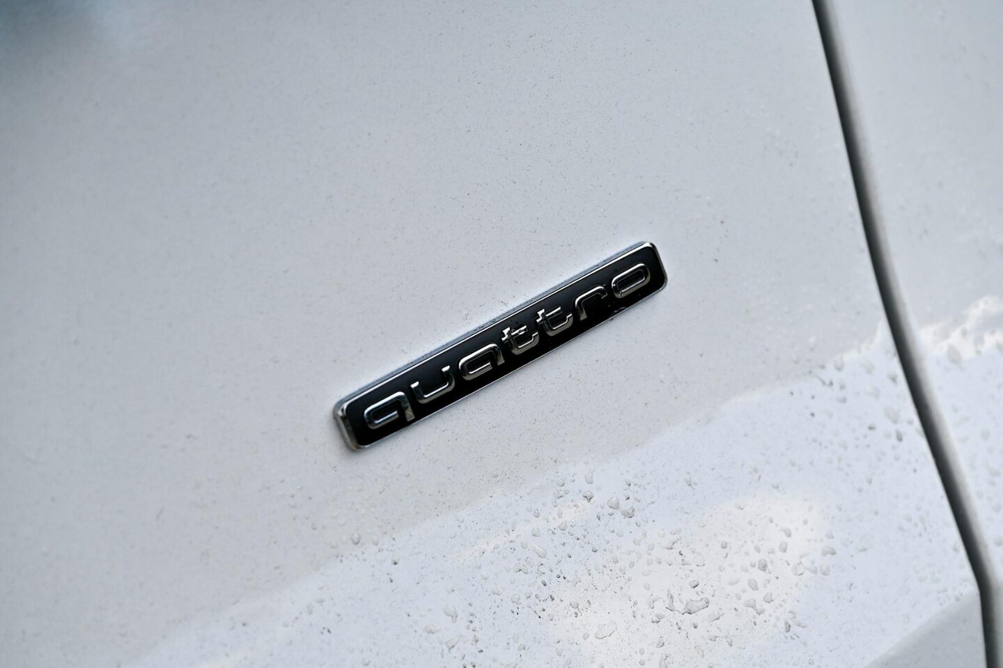 Image about Audi Q5 SUV e-hybrid quattro S tronic