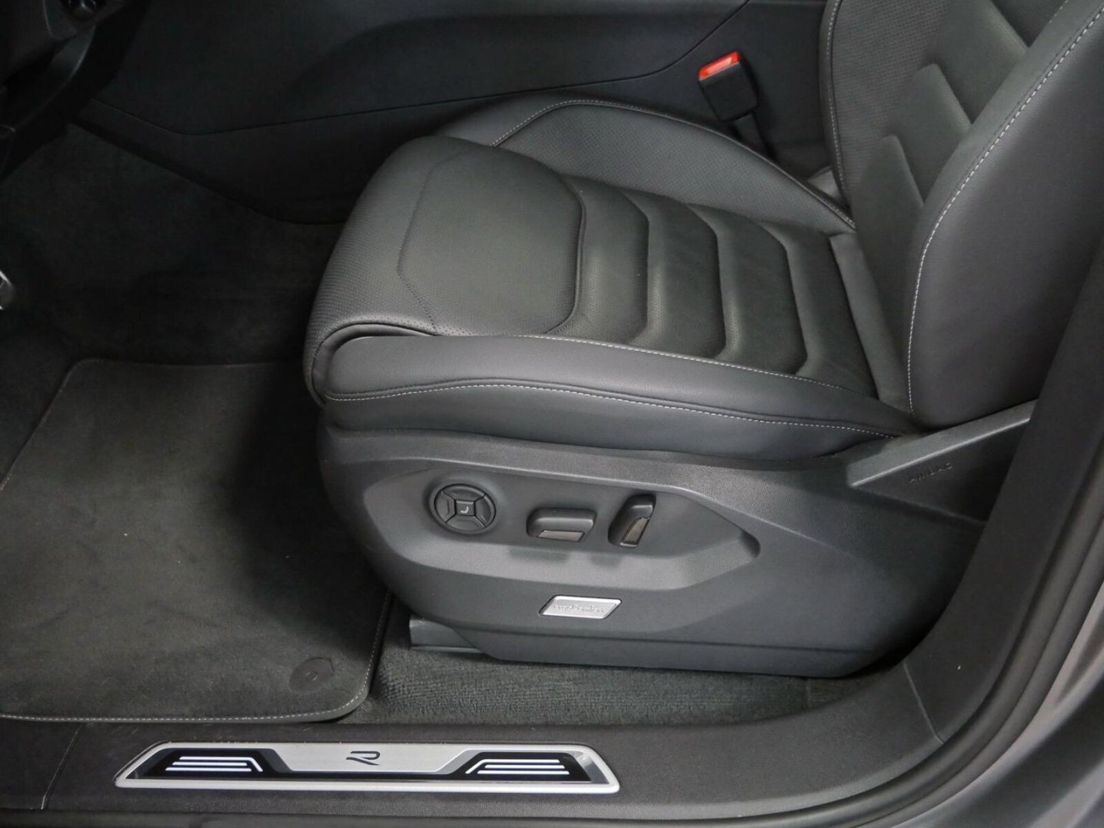 Volkswagen Touareg – Bild 23
