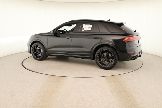 2026 Audi RS Q8 SUV performance