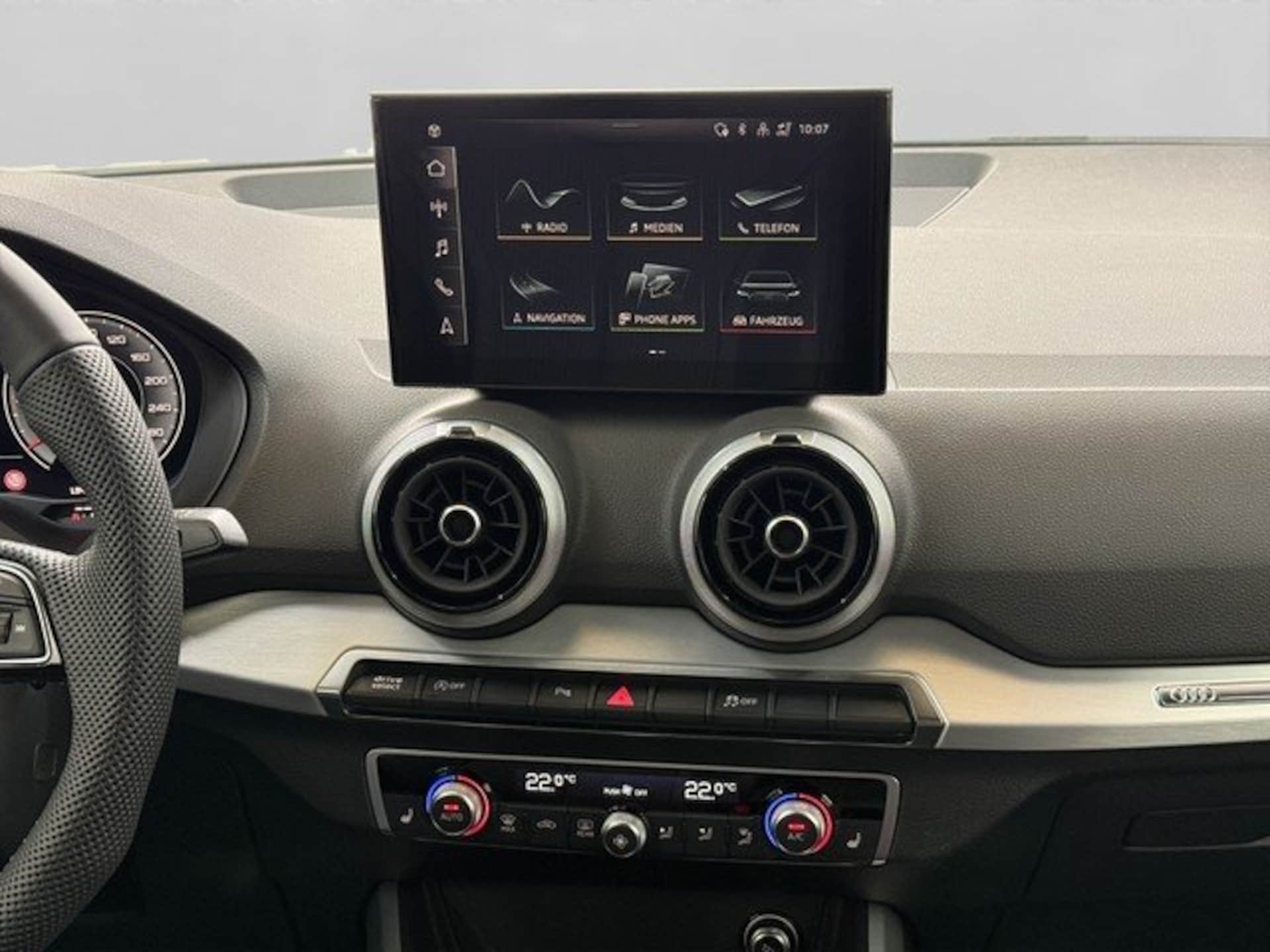 Audi Q2 S line