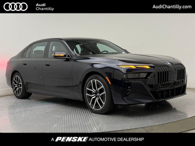 2023 BMW 760