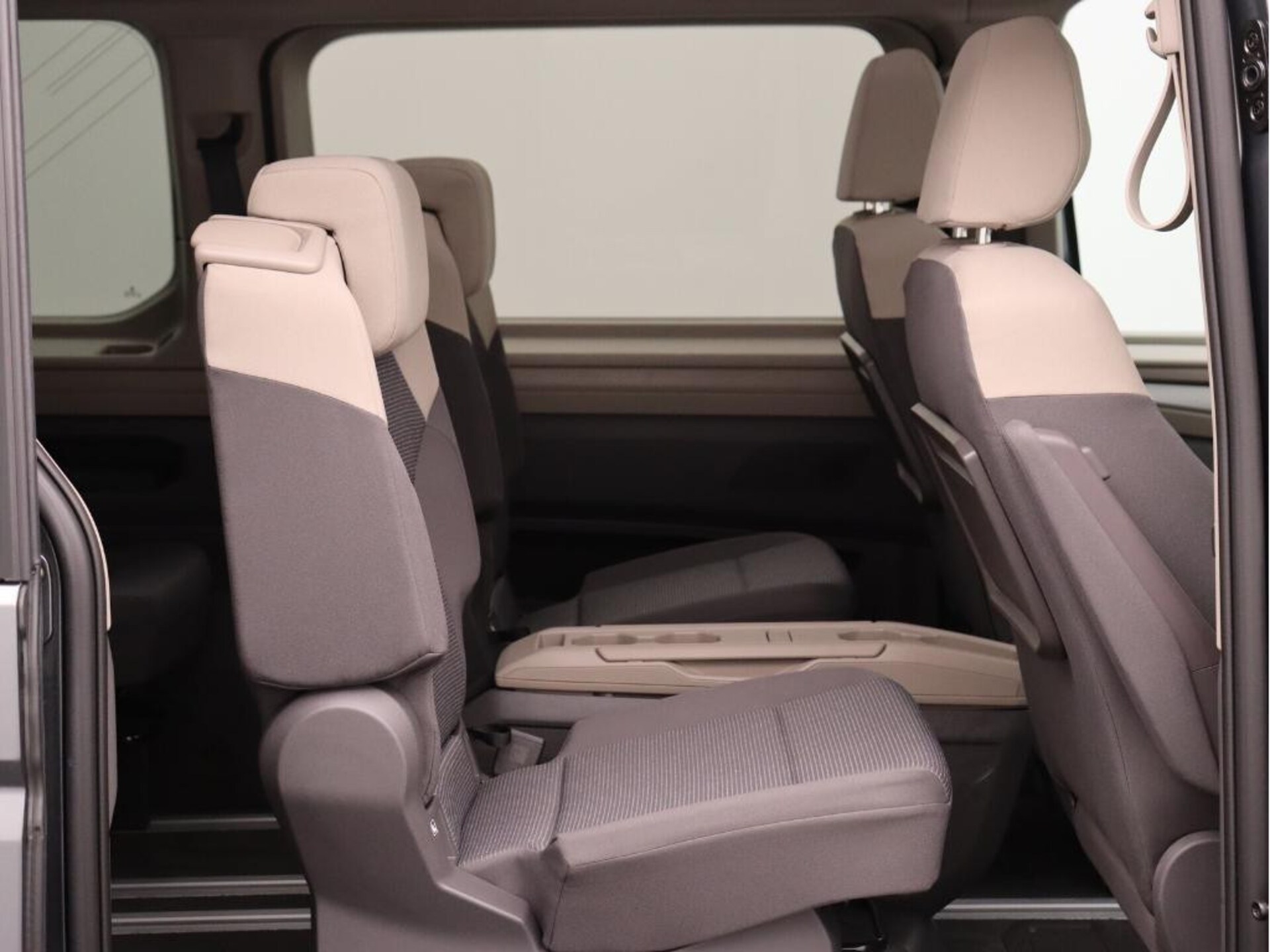 Volkswagen Multivan Basis-Modell