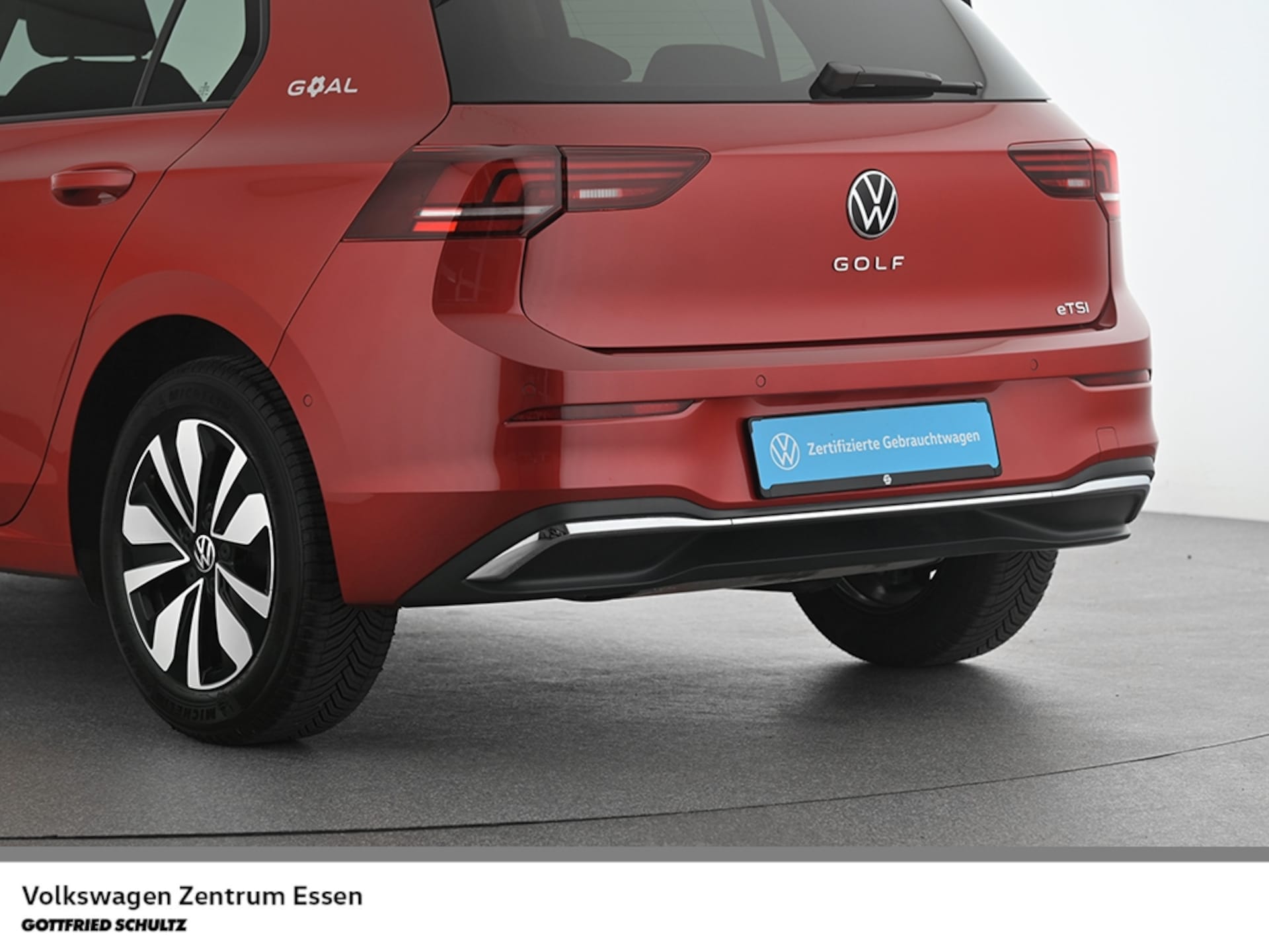 Volkswagen Golf Life