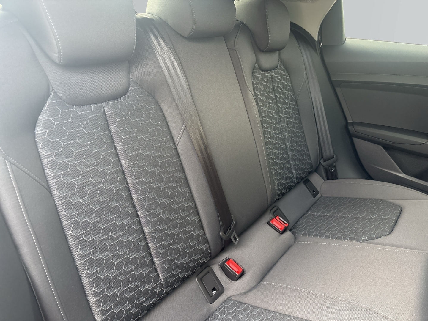 Bild über Audi A1 Sportback advanced 30 TFSI S tronic - für weitere Informationen kontaktieren Sie den Audi Partner