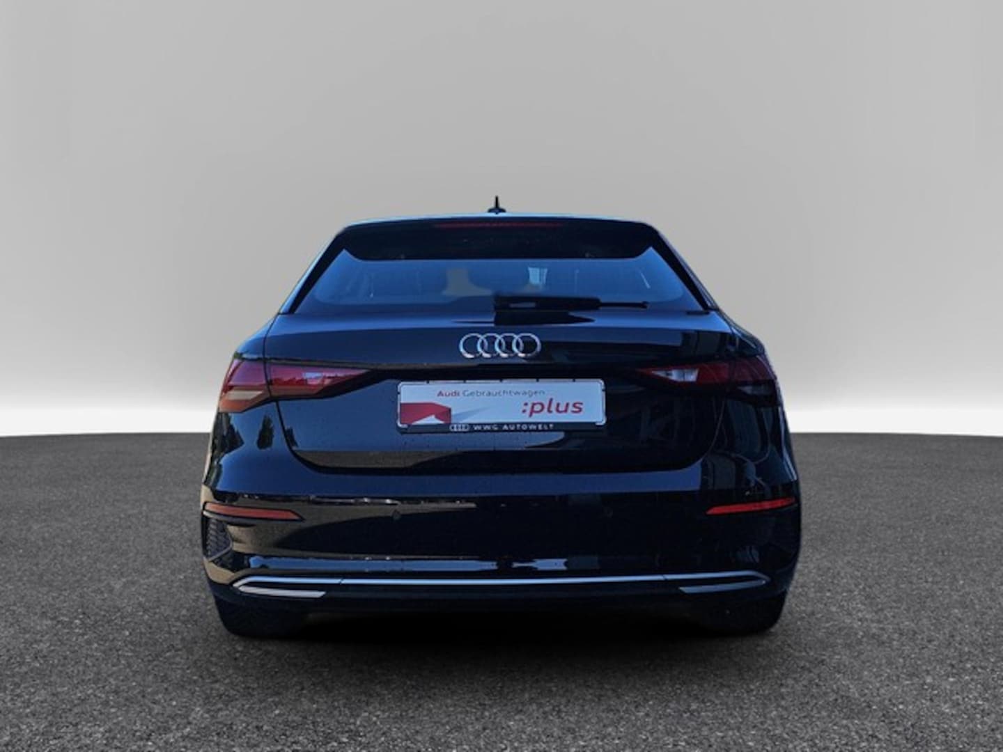 Bild über Audi A3 Sportback advanced 30 TFSI Schaltgetriebe - für weitere Informationen kontaktieren Sie den Audi Partner
