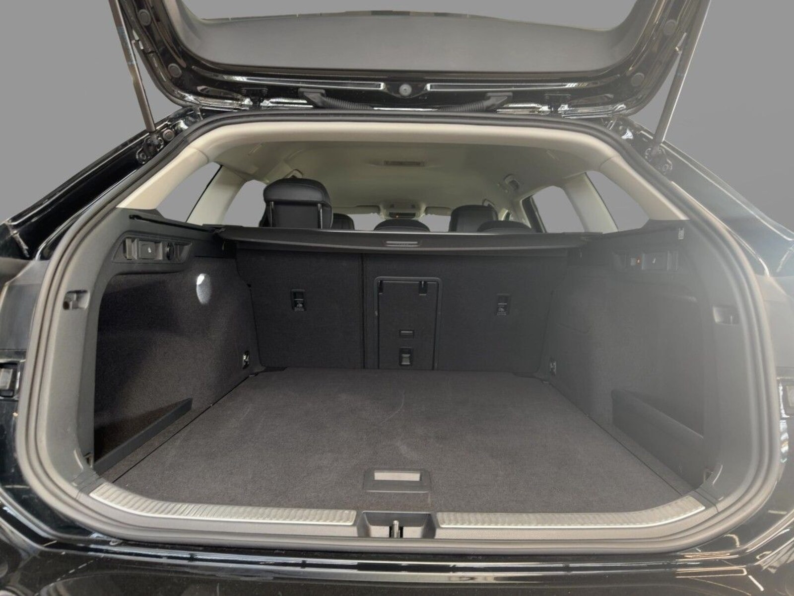 Volkswagen Passat – Bild 6