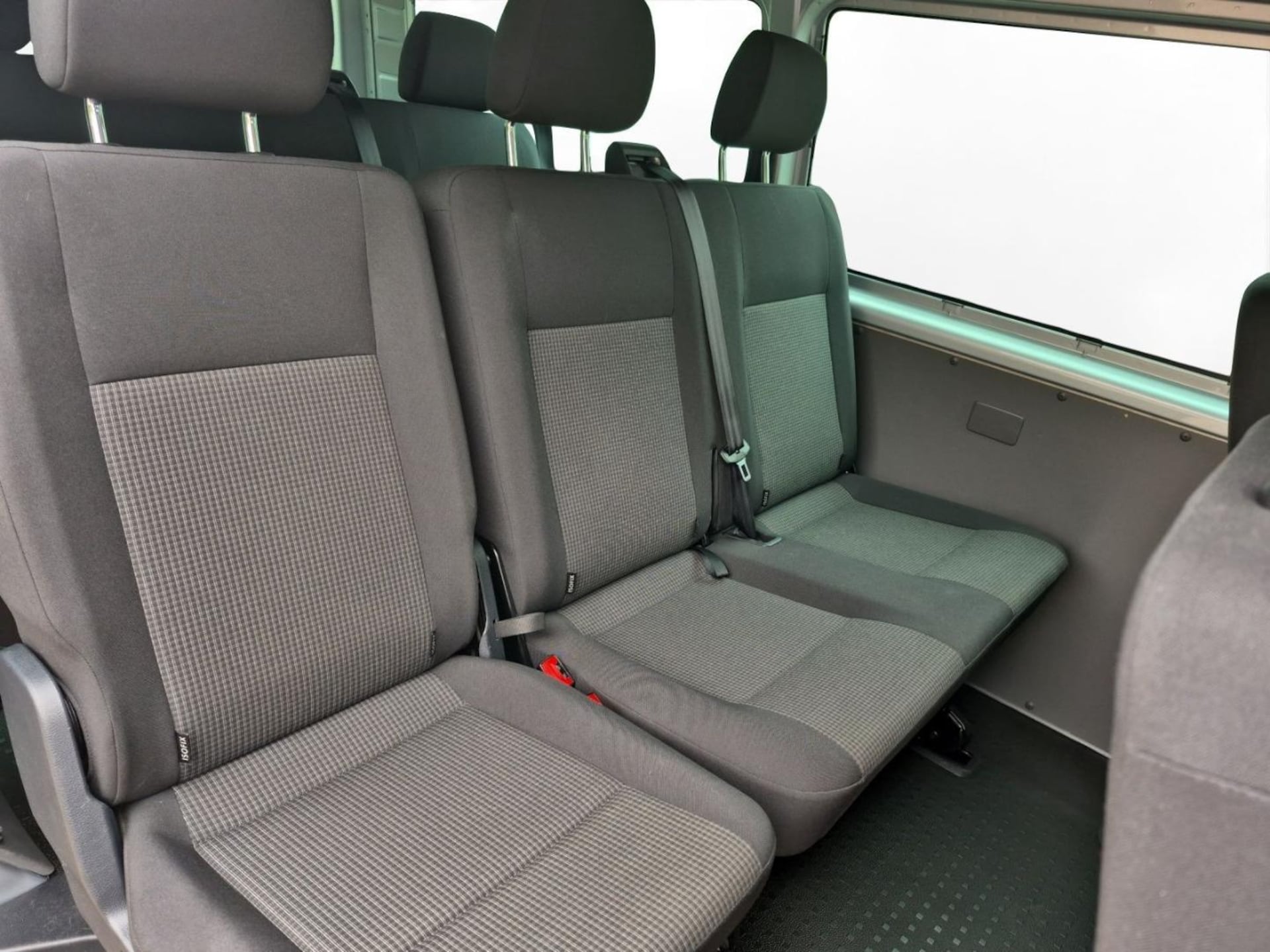 Volkswagen T6.1 Transporter Kombi langer Radstand