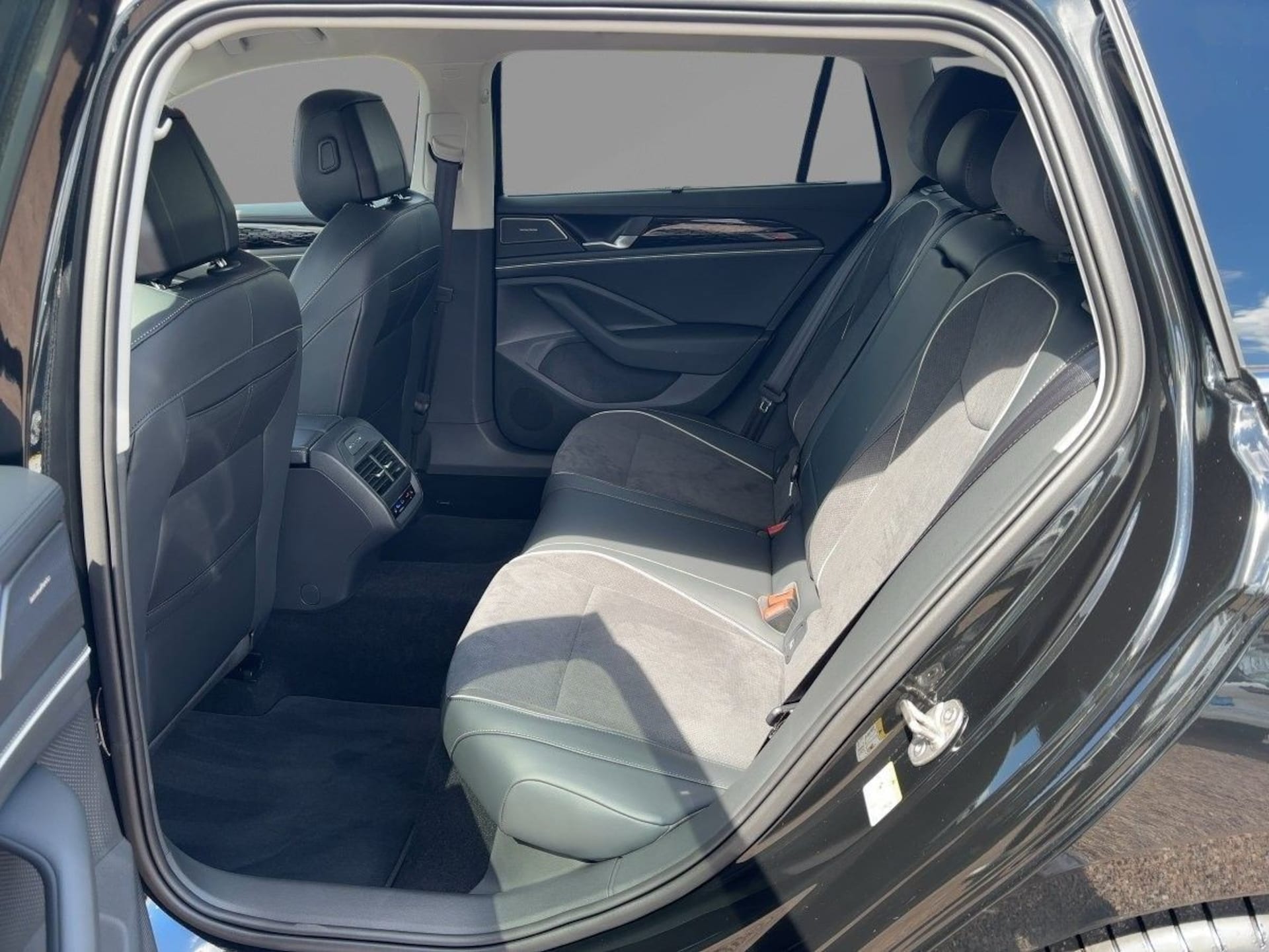 Volkswagen Passat Elegance