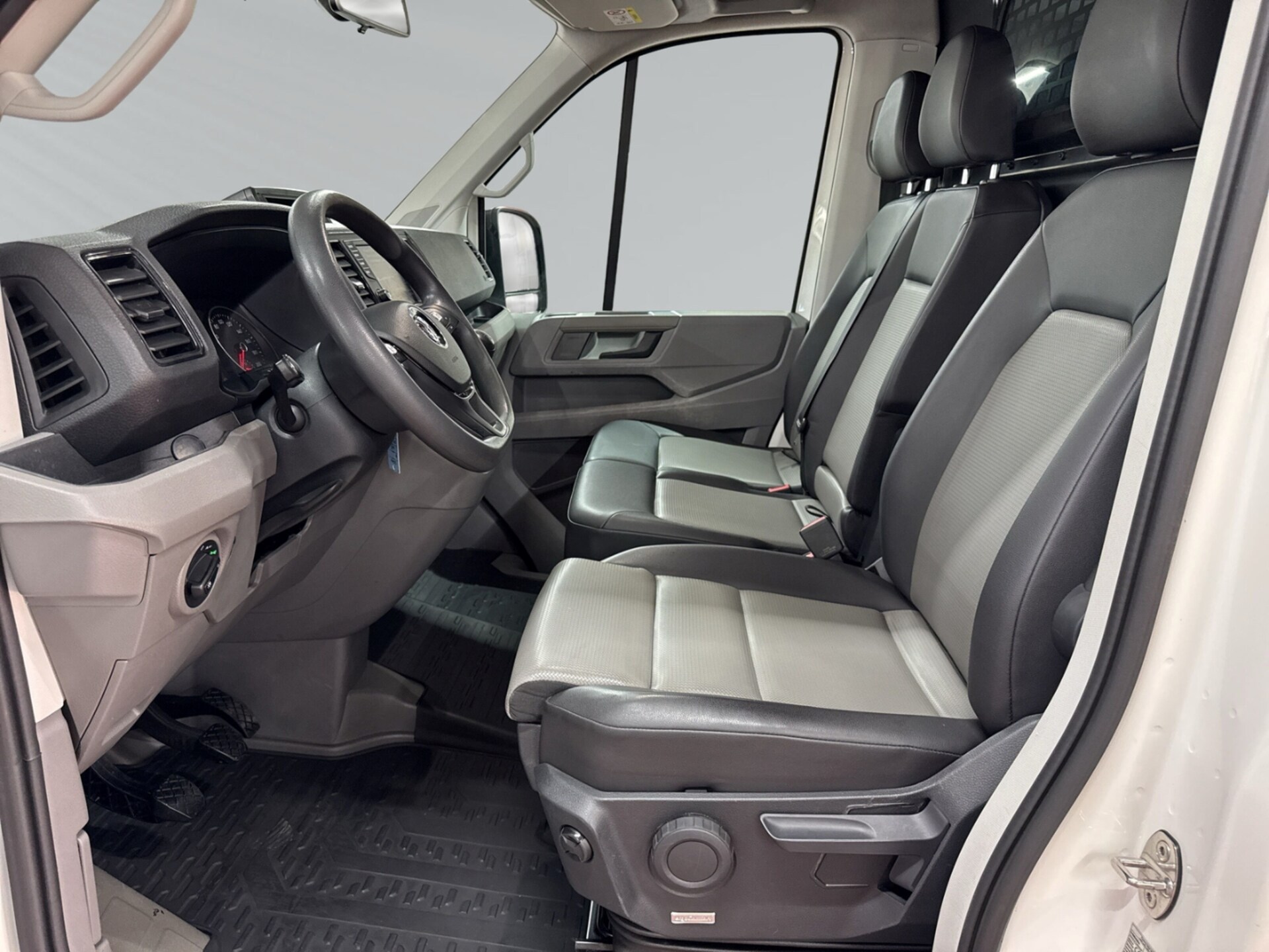 Volkswagen Crafter Kasten langer Radstand
