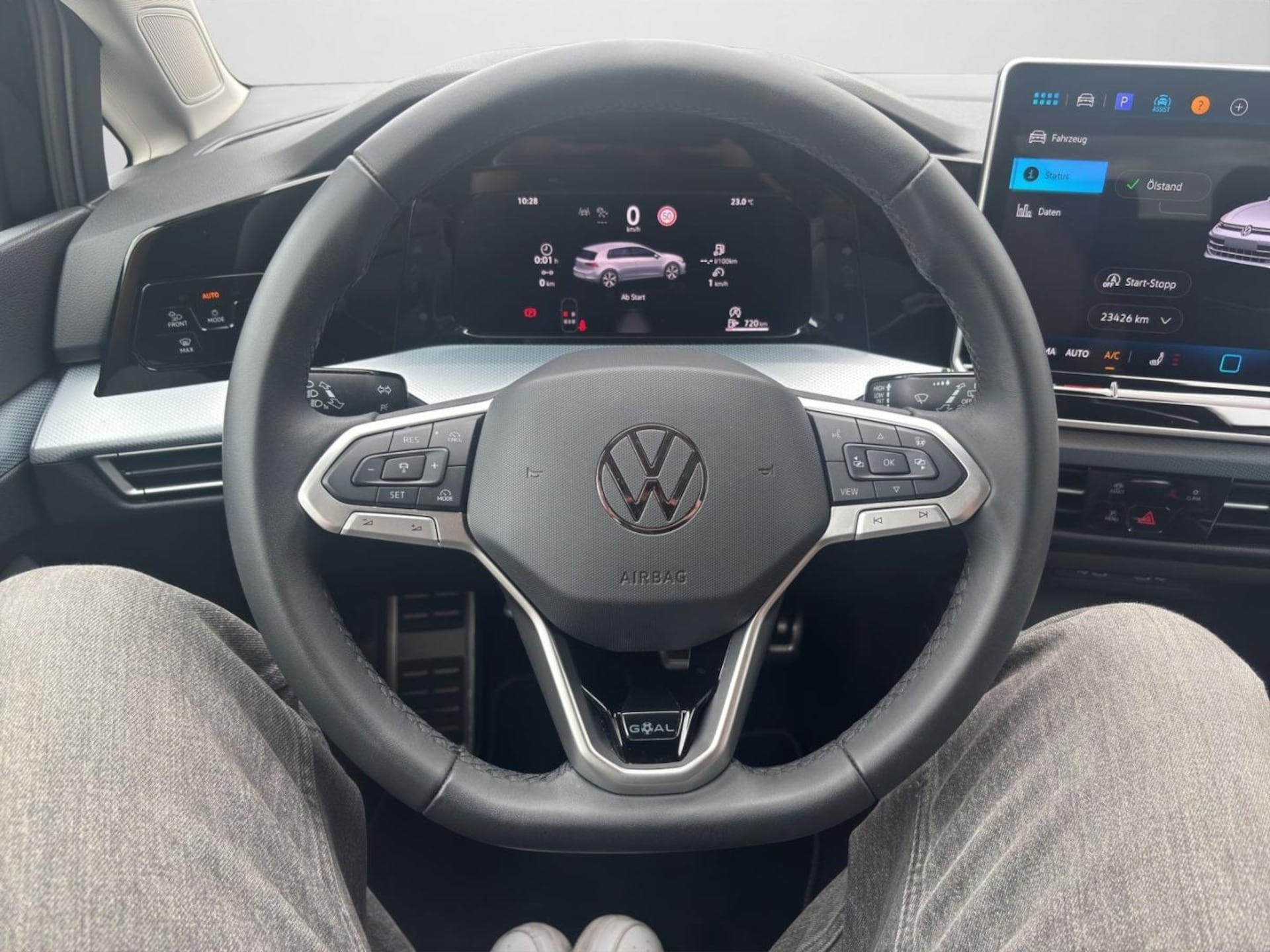 Volkswagen Golf Life