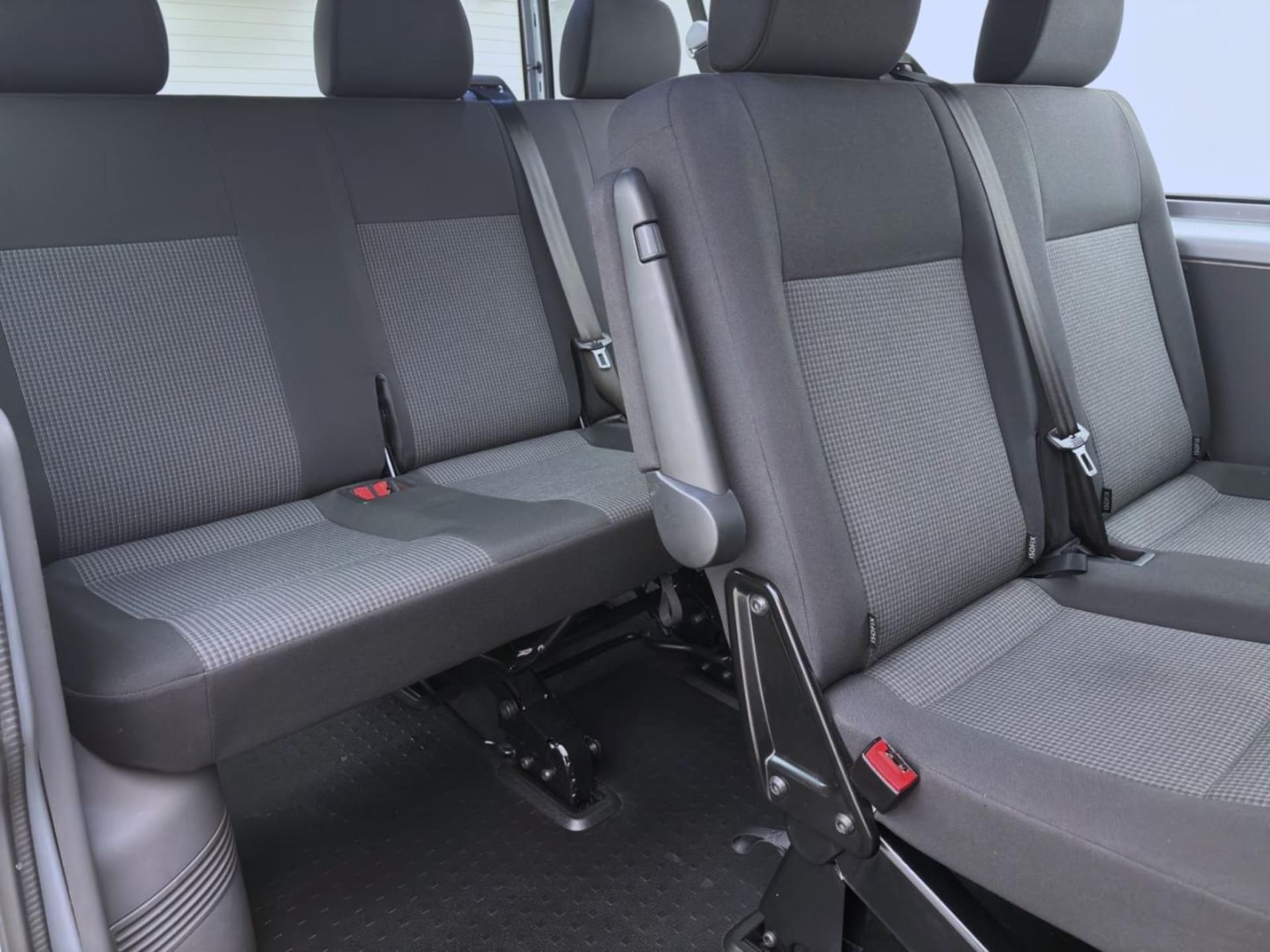 Volkswagen T6.1 Transporter Kombi kurzer Radstand