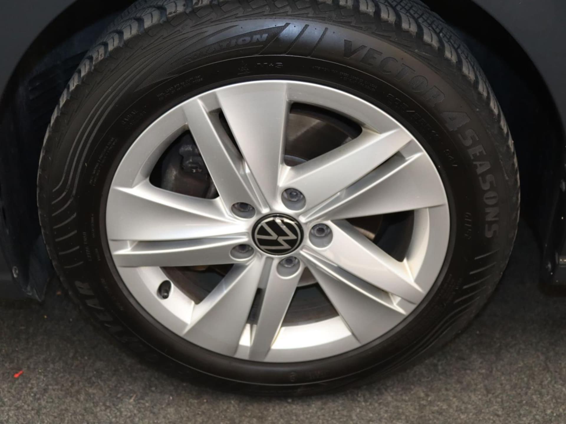Volkswagen Golf Life