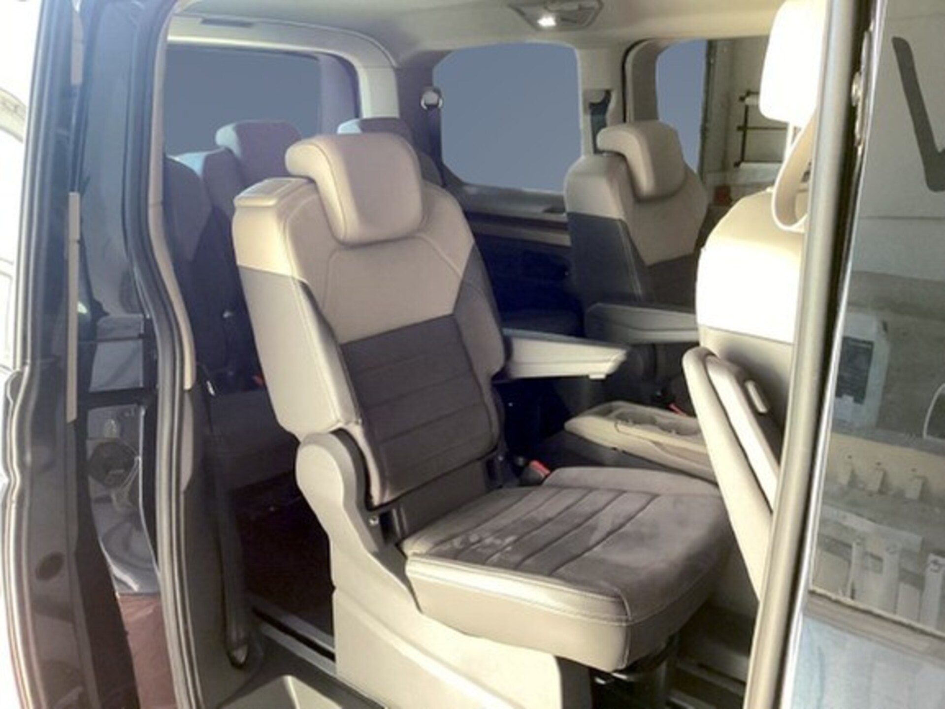 Volkswagen Multivan Style
