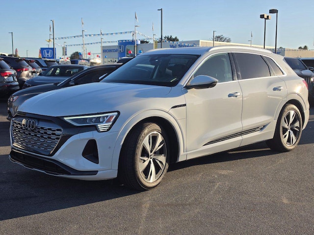 2024 Audi Q8 e-tron