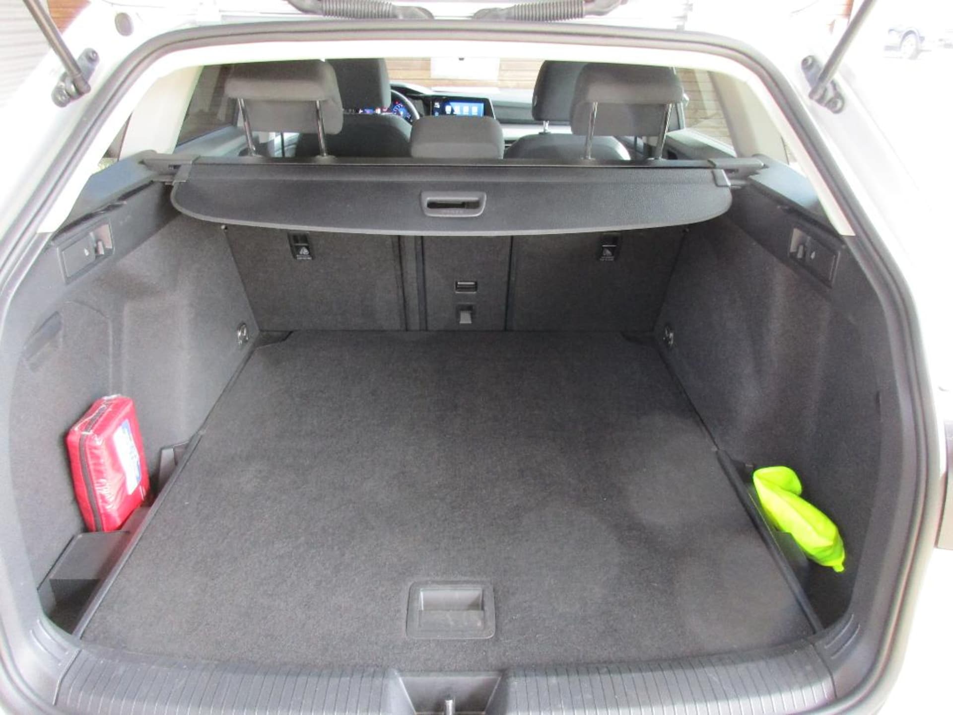Volkswagen Golf Variant Life