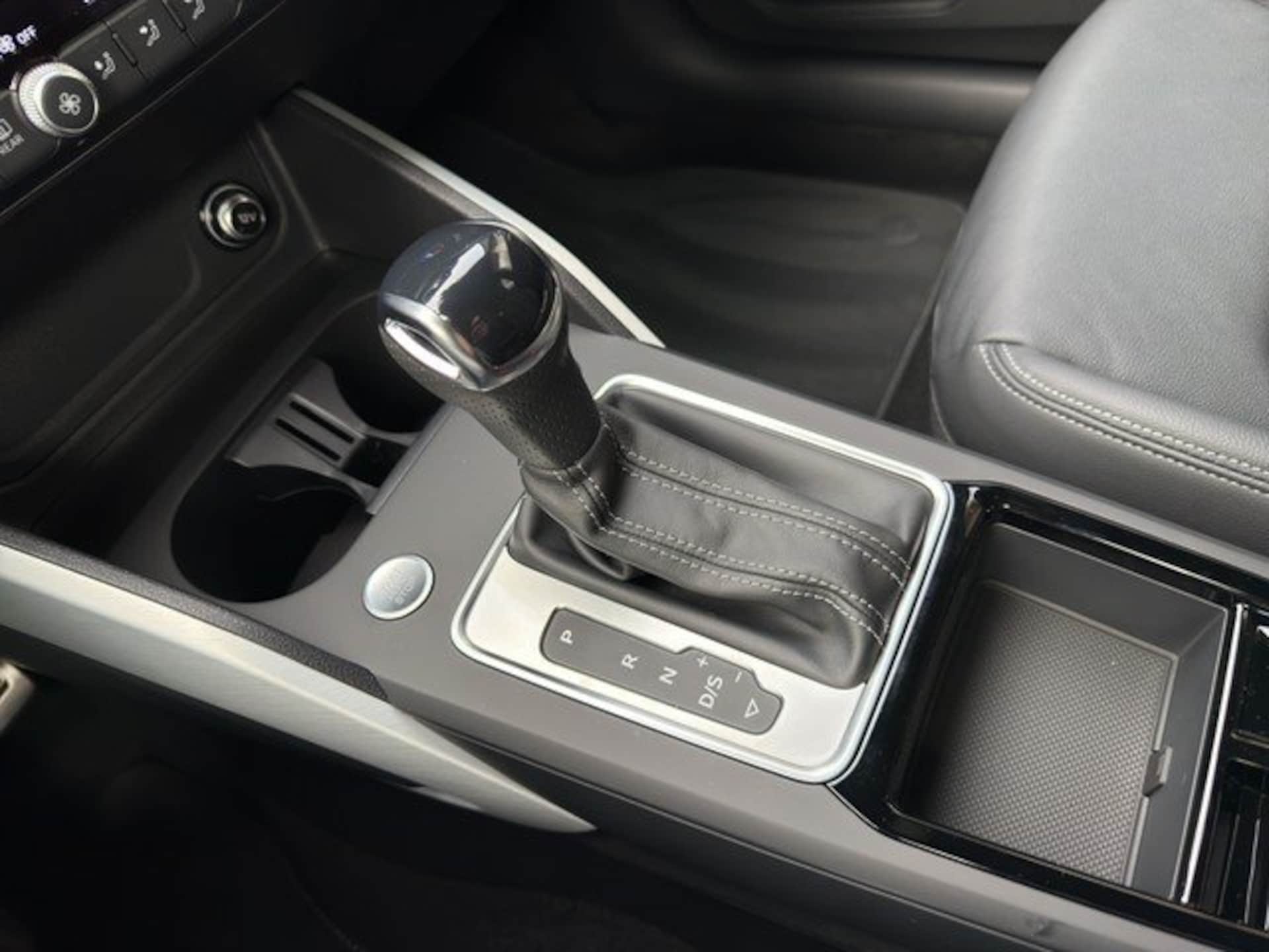 Audi Q2 S line