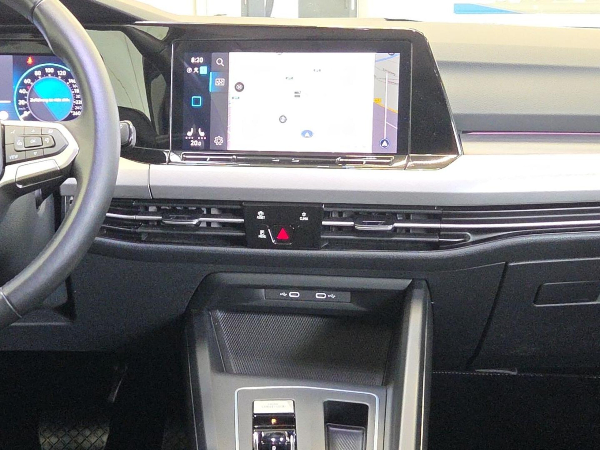 Volkswagen Golf Variant Life