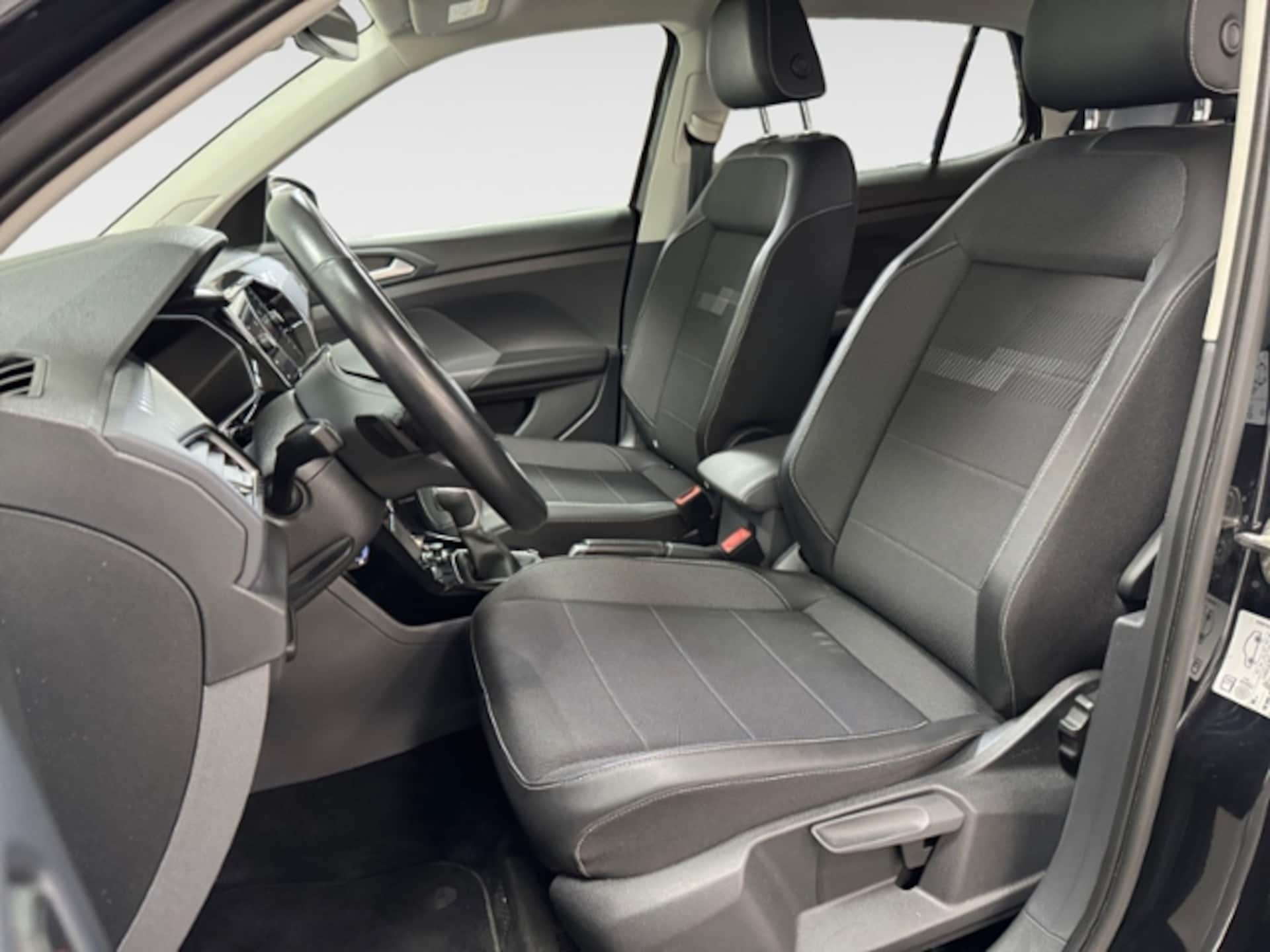 Volkswagen T-Cross Style