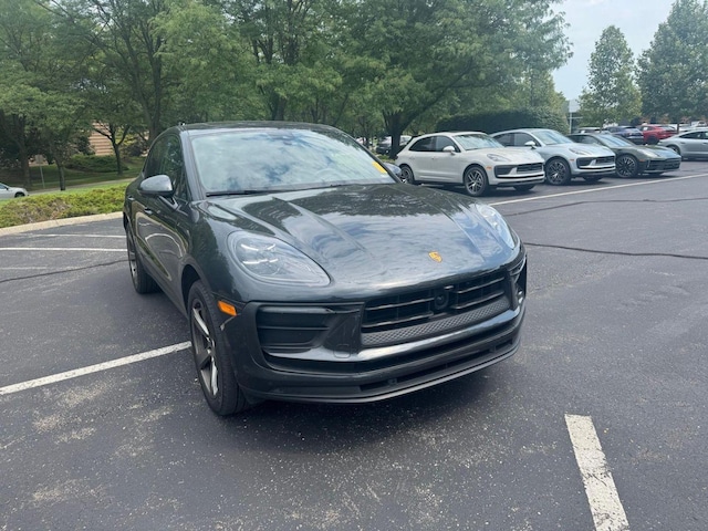 2022 Porsche Macan