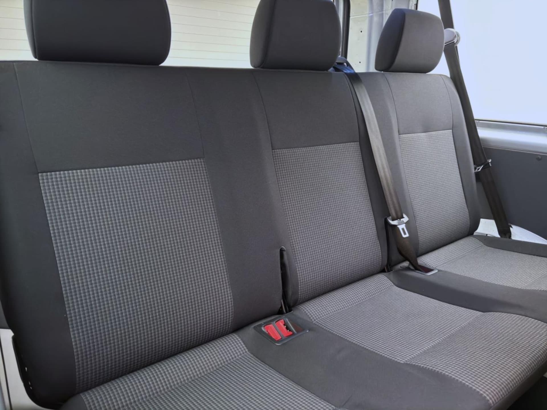 Volkswagen T6.1 Transporter Kombi kurzer Radstand