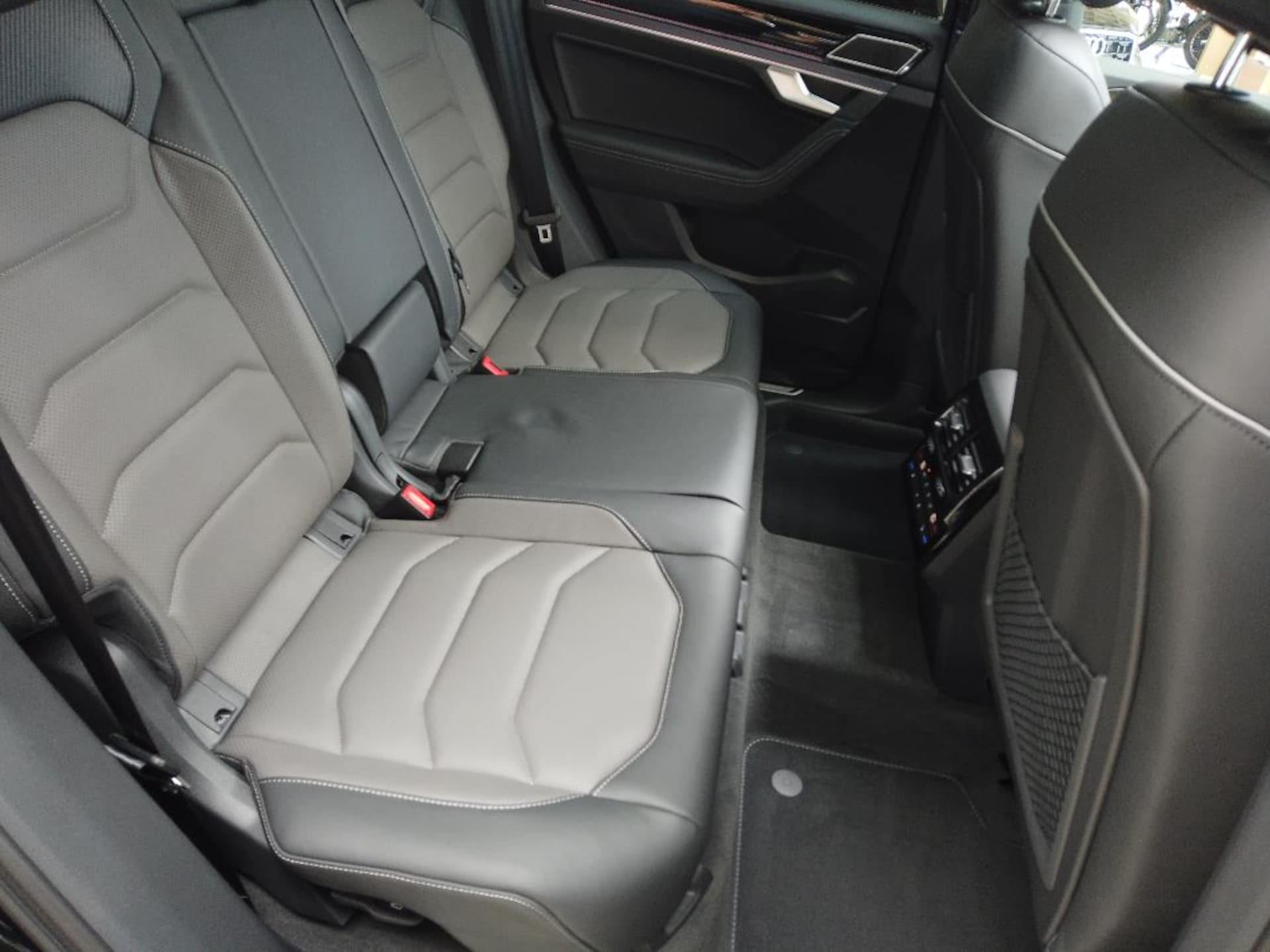Volkswagen Touareg R-Line