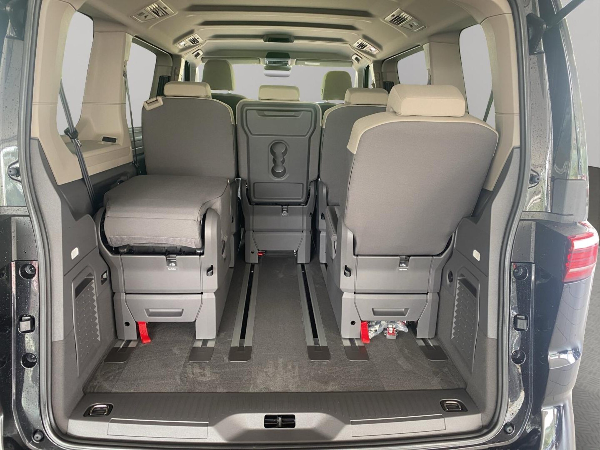 Volkswagen Multivan Basis-Modell