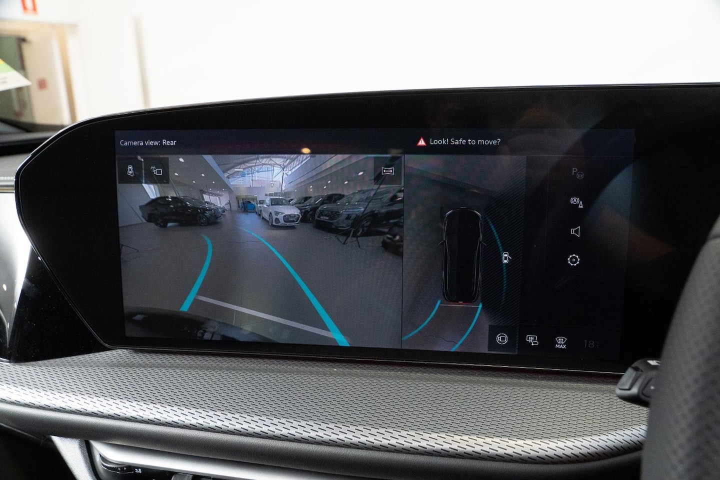 Image about Audi Q5 Sportback e-hybrid quattro S tronic