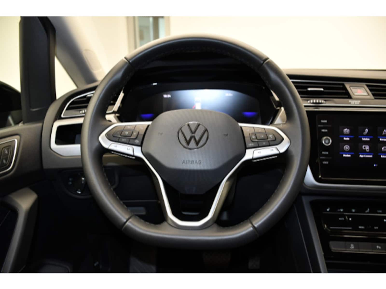 Volkswagen Touran – Bild 5