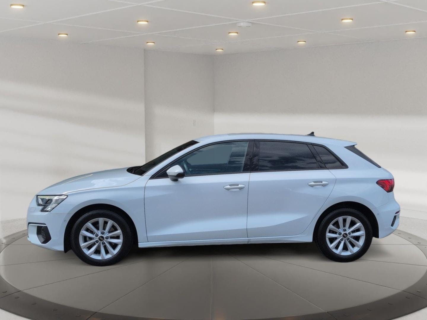 Bild über Audi A3 Sportback 35 TFSI S tronic - für weitere Informationen kontaktieren Sie den Audi Partner